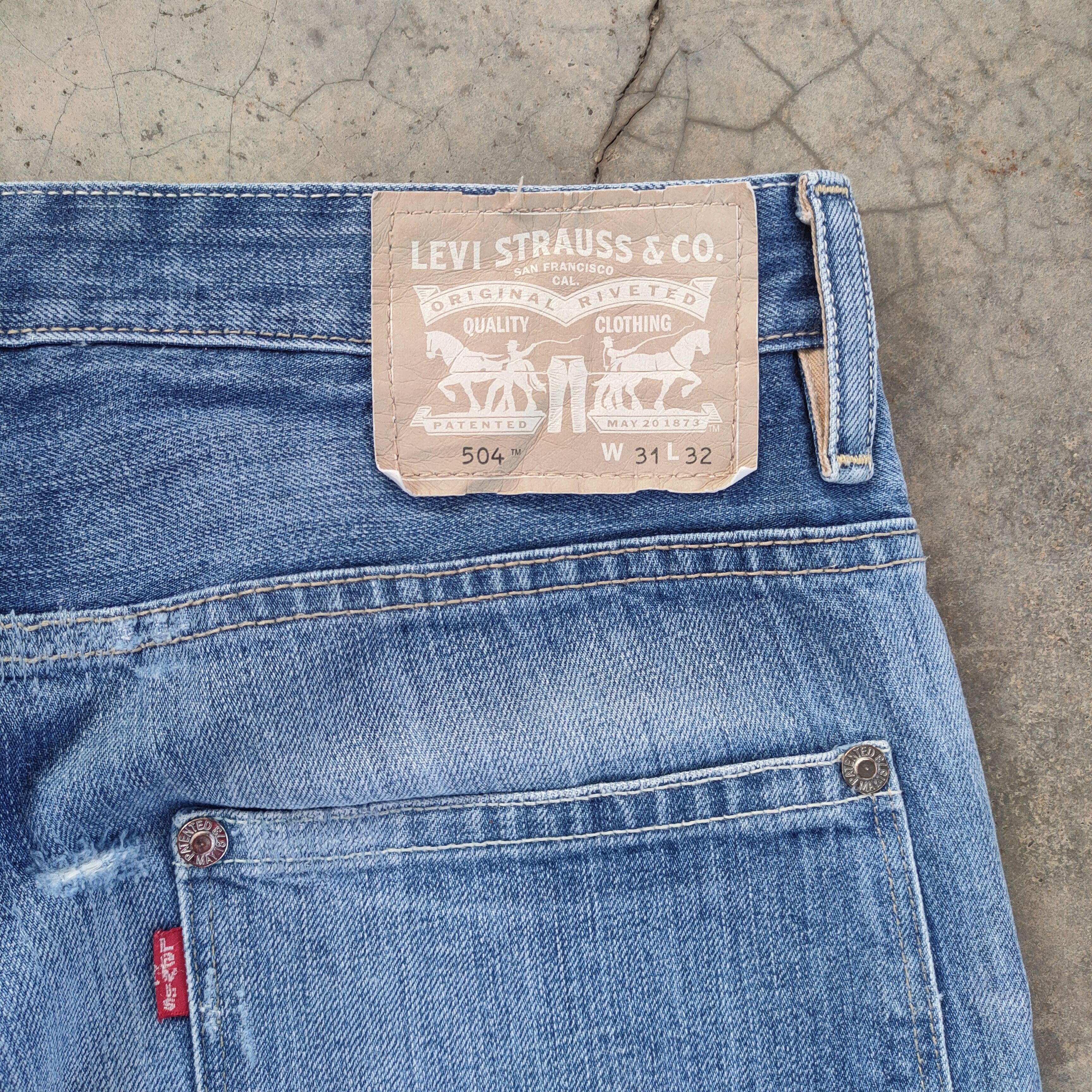 Levi's W32 LEVI'S 504 DISTRESSED FADED JEANS PANTS Size US 32 / EU 48 - 11 Thumbnail