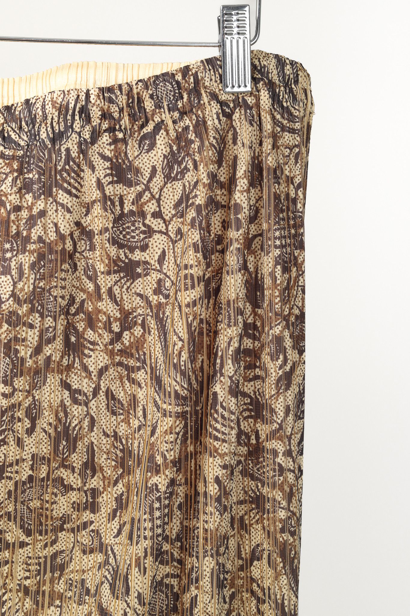 Pleats Please Issey Miyake Issey Miyake Pleats Please Micro-Dot Floral Maxi Skirt Size 31" - 3 Thumbnail