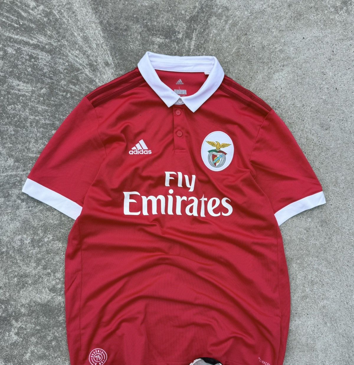 Adidas Vintage Adidas FC Benfica soccer streetwear football t-shirt Size US L / EU 52-54 / 3 - 3 Thumbnail