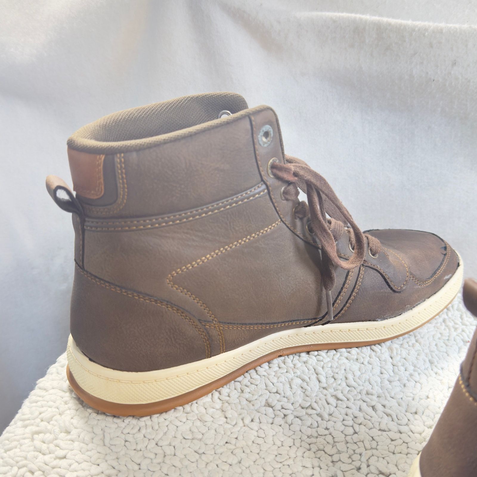 Levi's Levis Mens High-Top Sneakers Brown Size 11 Casual Streetwear Size US 11 / EU 44 - 12 Thumbnail