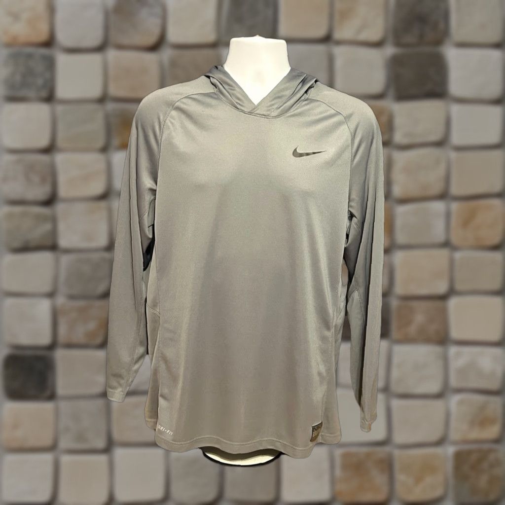Nike Nike Elite Basketball Hoodie Men Large Gray Dri Fit 683006-065 Pullover Swoosh Size US L / EU 52-54 / 3 - 1 Thumbnail