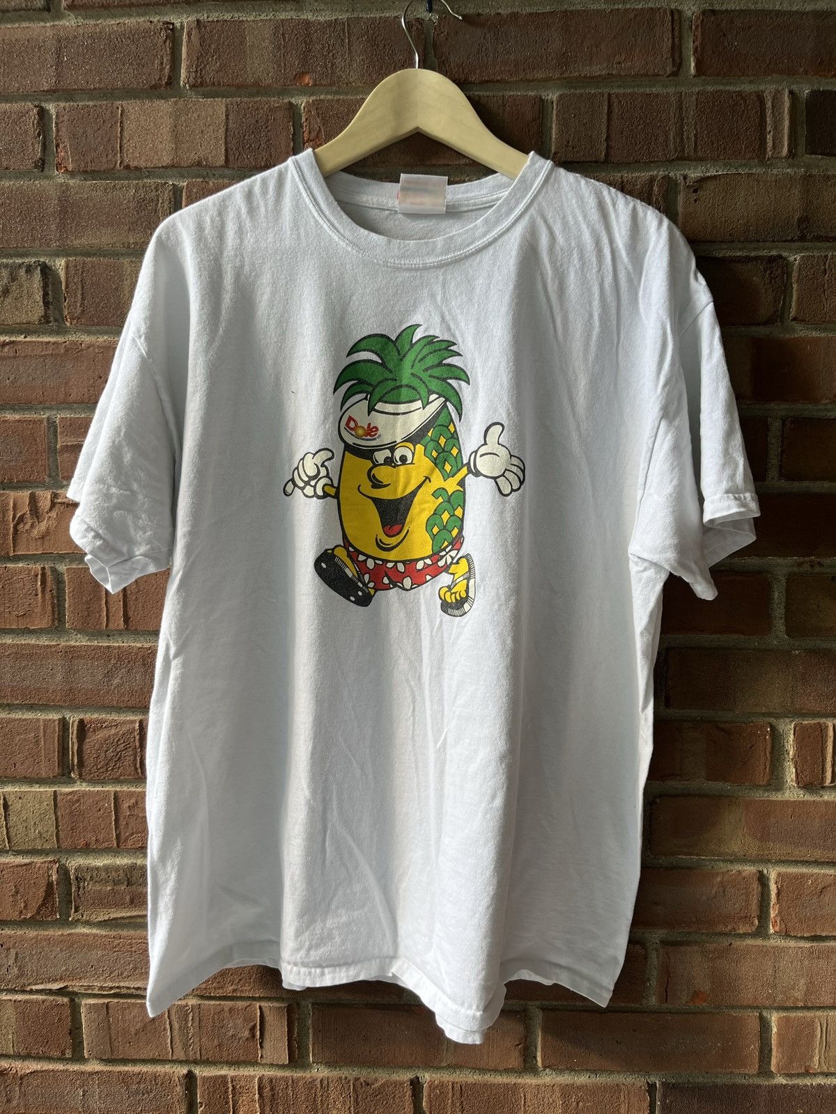 Vintage Vintage dole hug a pineapple tee | Grailed