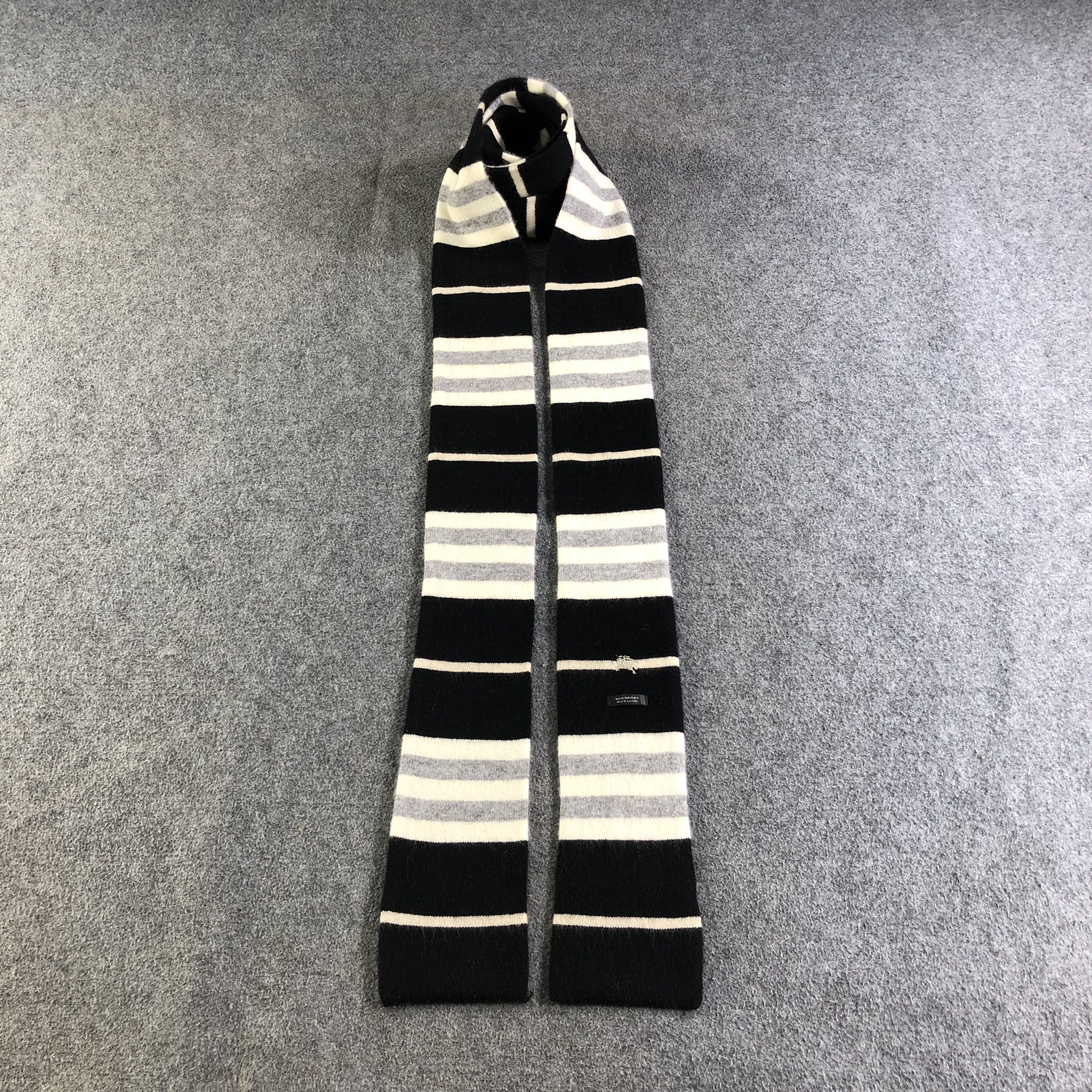 Burberry Burberry Angora Stripe Scarf Muffler Neckwear V2545 Size ONE SIZE - 1 Thumbnail
