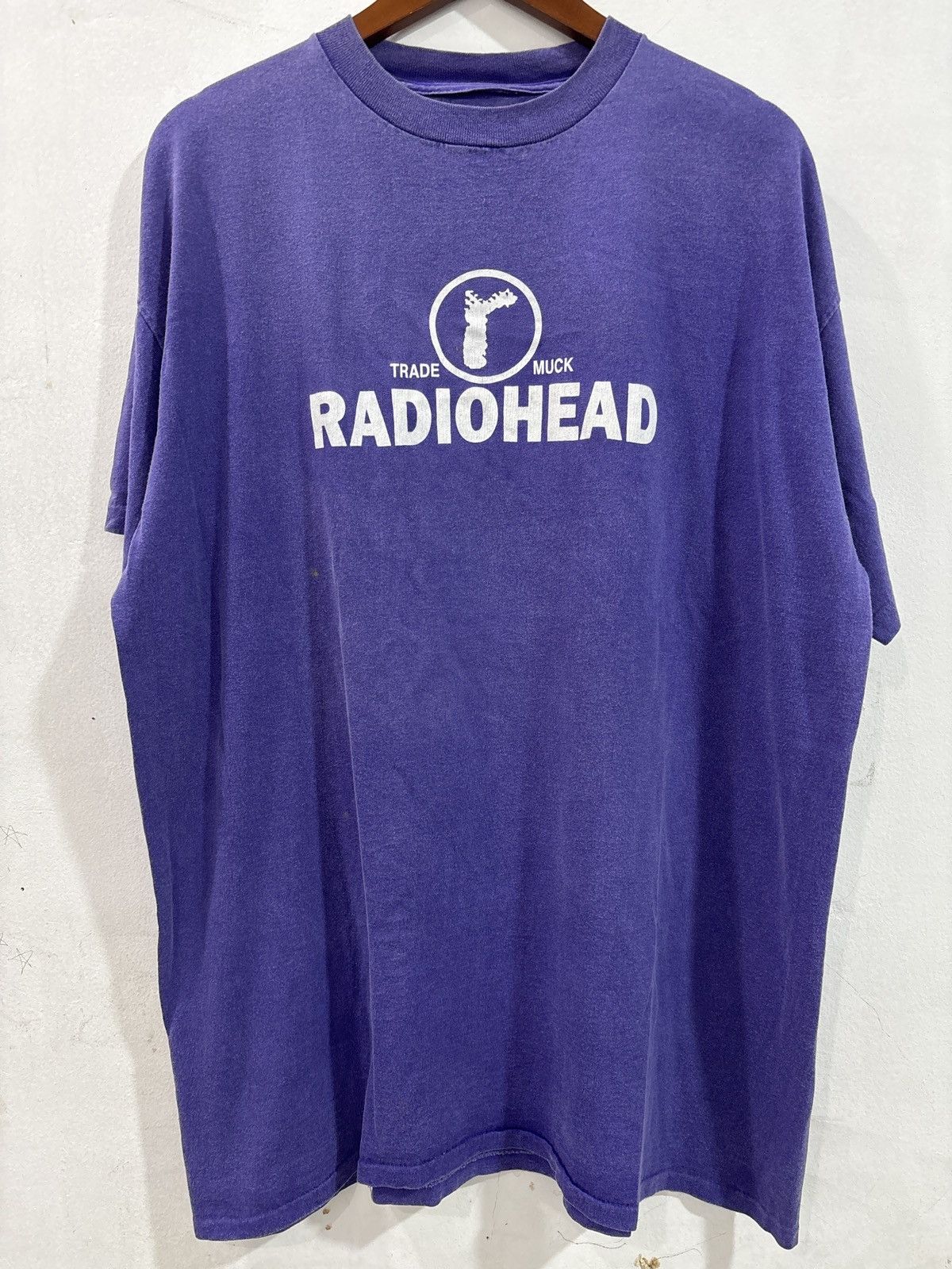Band Tees Radiohead Logo trade muck Missing Tag Size US XL / EU 56 / 4 - 1 Thumbnail