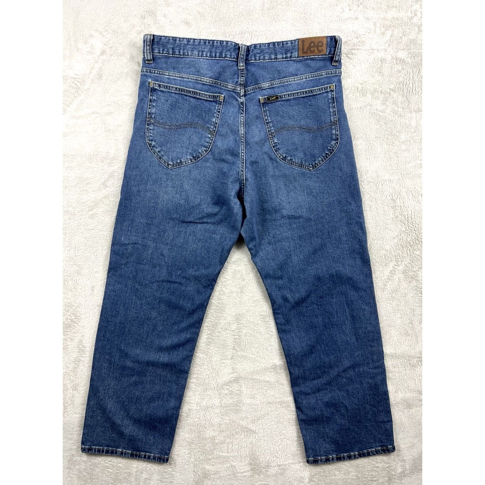 Lee VINTAGE Lee Jeans Women's High-Rise Reg Fit Straight Leg Med Wash Size 14 Medium Size 36" / US 14 / IT 50 - 2 Thumbnail
