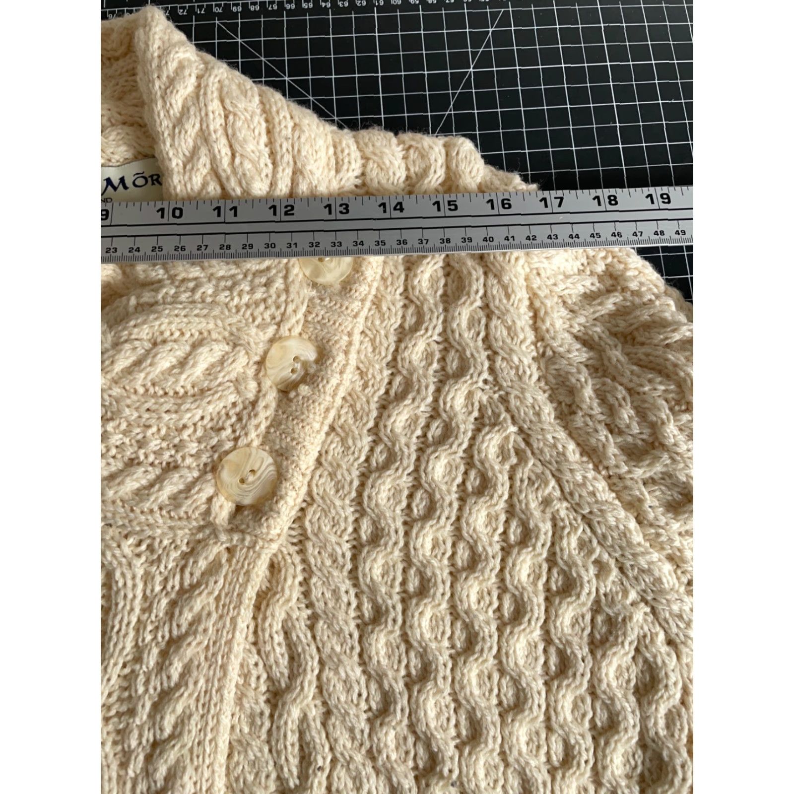 Vintage VINTAGE Aran Mor Cardigan Sweater Women's Large Ivory Natural Wool Heavyweight 90s Ireland Size L / US 10 / IT 46 - 7 Thumbnail