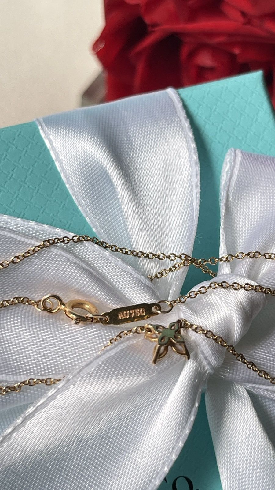Tiffany & Co. TIFFANY & CO. VICTORIA DIAMOND PENDANT RG MINI 18K 16" $2800 Size ONE SIZE - 13 Thumbnail