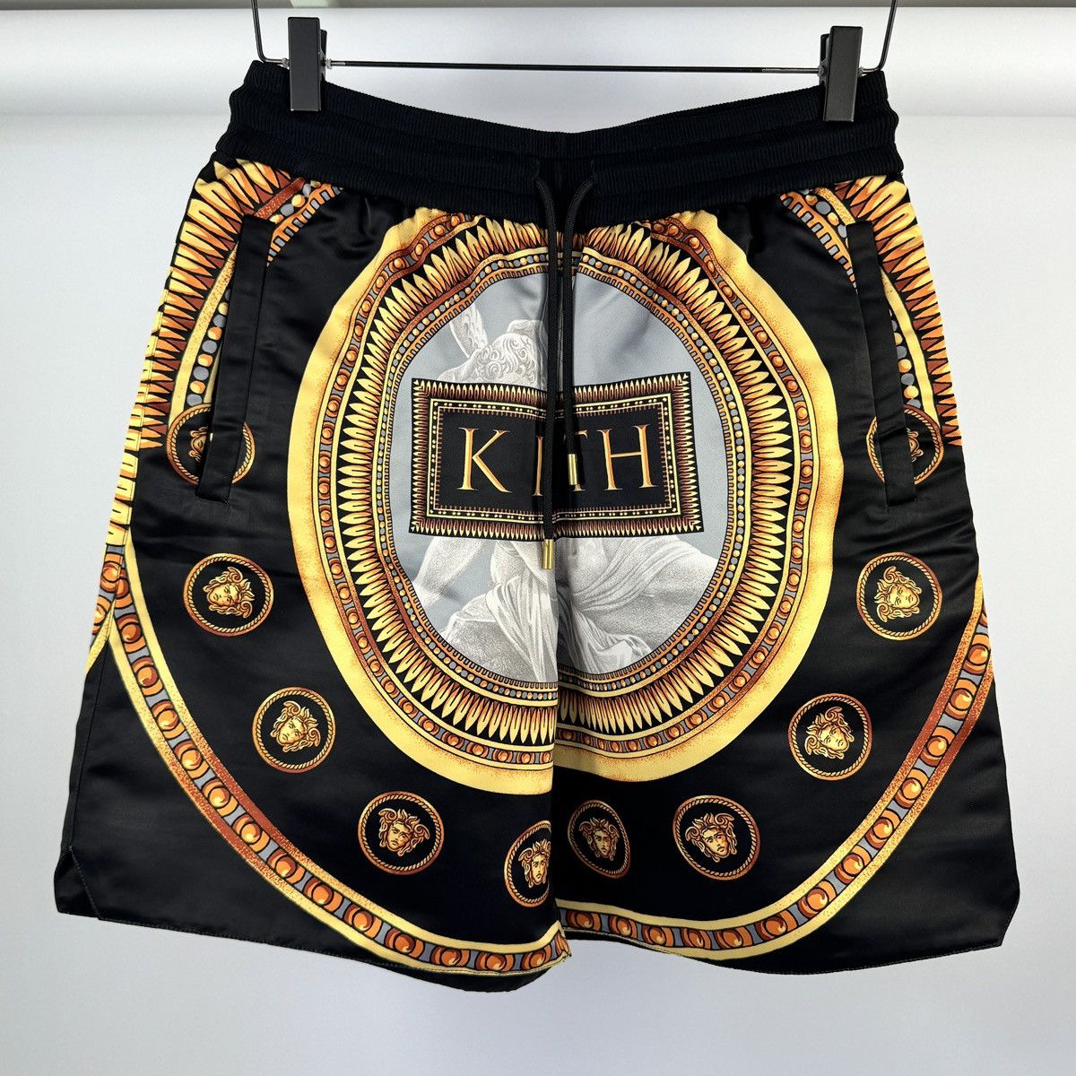 Kith × Versace GRECO SHORTS Size US 34 / EU 50 - 1 Thumbnail
