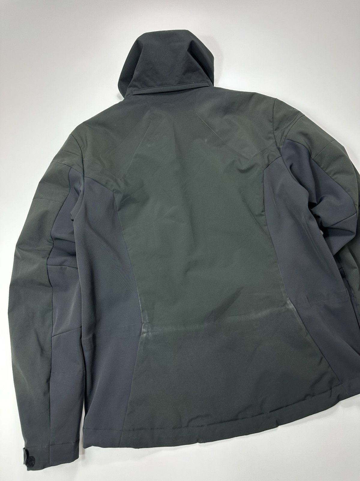 Peak Performance Peak Performance Ski Jacket 86 Series Black Size US L / EU 52-54 / 3 - 14 Thumbnail