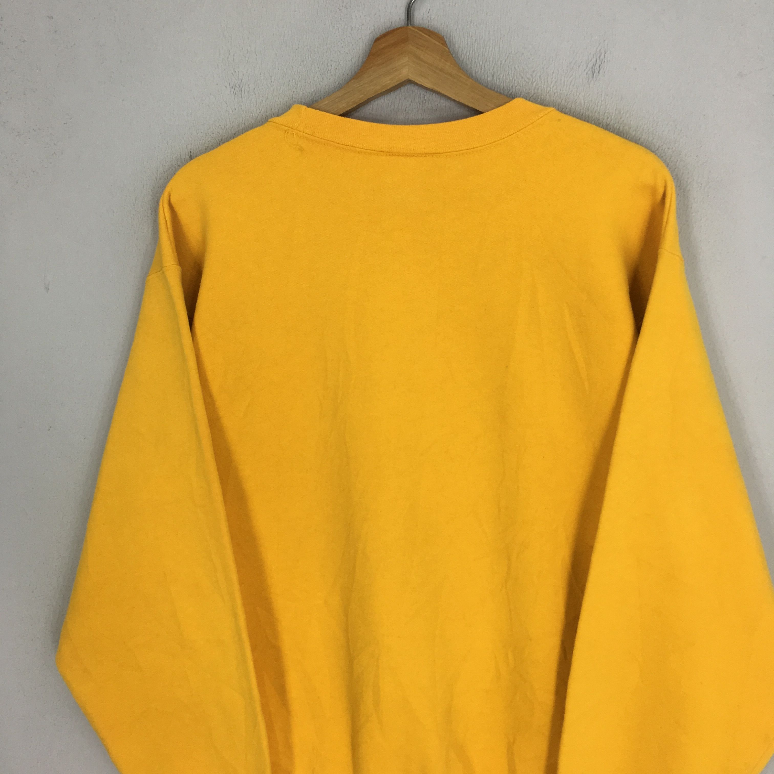 Vintage Vintage West Virginia University Yellow - 274 Size US M / EU 48-50 / 2 - 9 Thumbnail