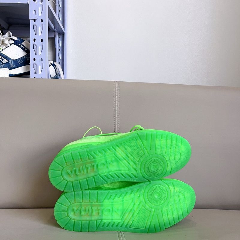 Louis Vuitton Louis Vuitton Trainer Low-Top Sneakers in Green -2508 Size US 9.5 / EU 42-43 - 7 Thumbnail