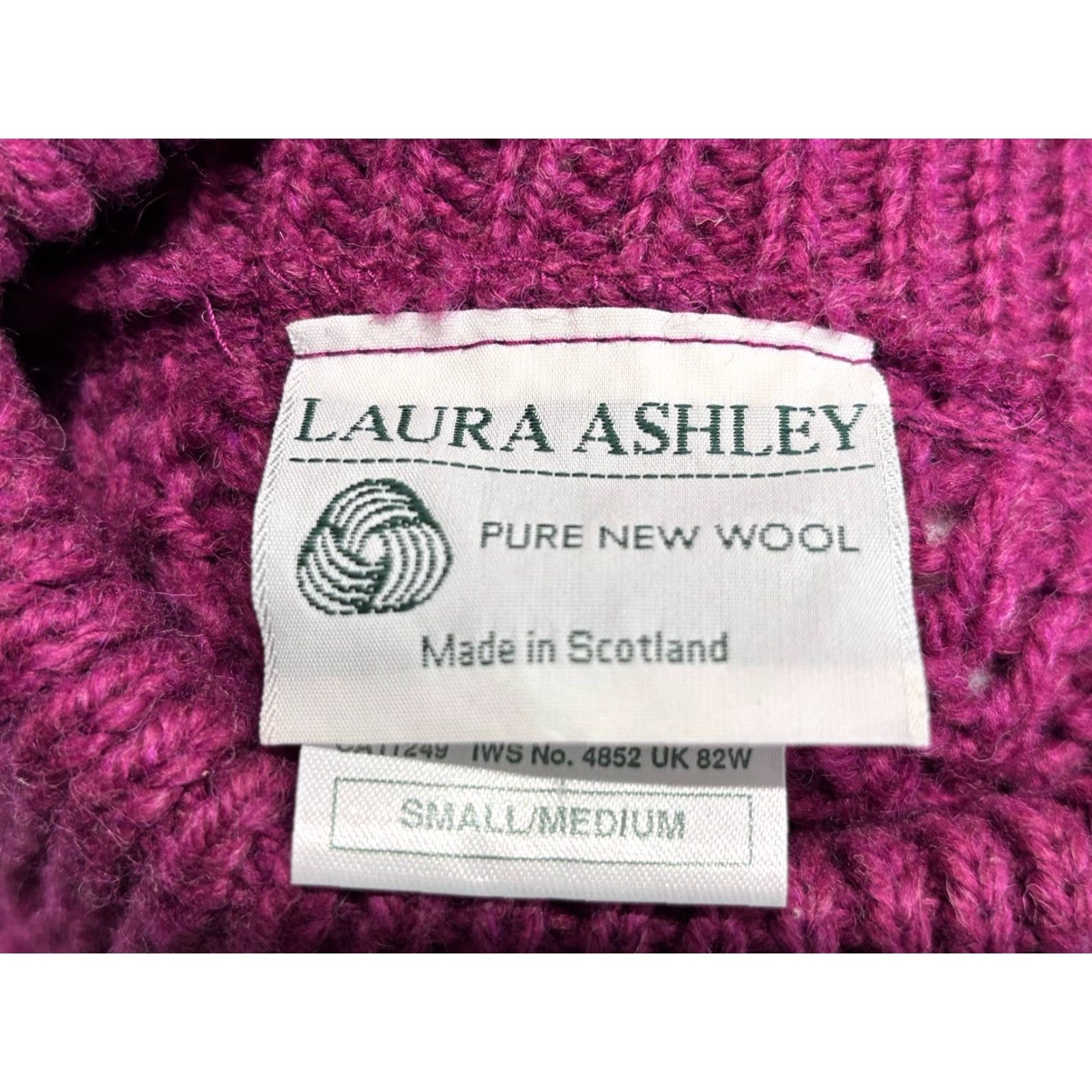 Laura Ashley VINTAGE Laura Ashley Wool Sweater Women's Turtleneck Chunky-Knit S/M Pink Cottagecore 90s UK Size S / US 4 / IT 40 - 6 Thumbnail