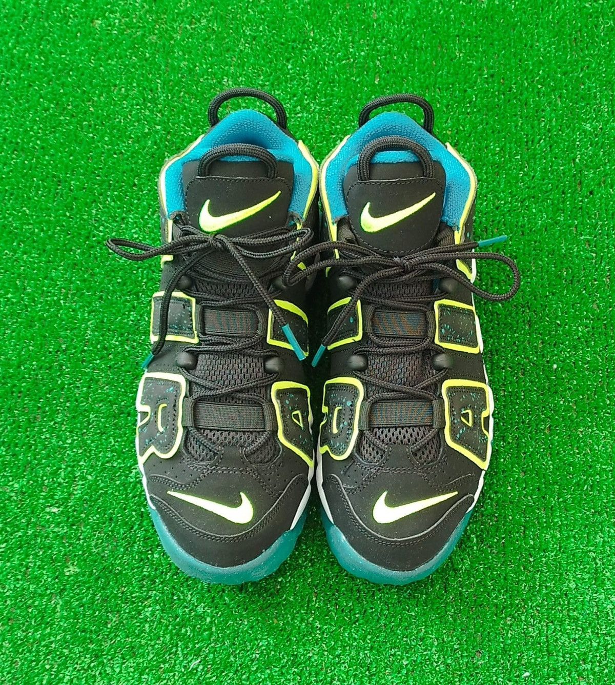 Nike Shoes Nike Air More Uptempo. Size US 8.5 / IT 38.5 - 2 Thumbnail