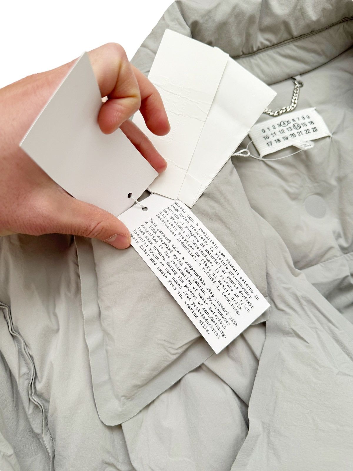 Maison Margiela GRAIL Grey Tufted Duvet Quilted Puffer Coat Size US M / EU 48-50 / 2 - 12 Thumbnail