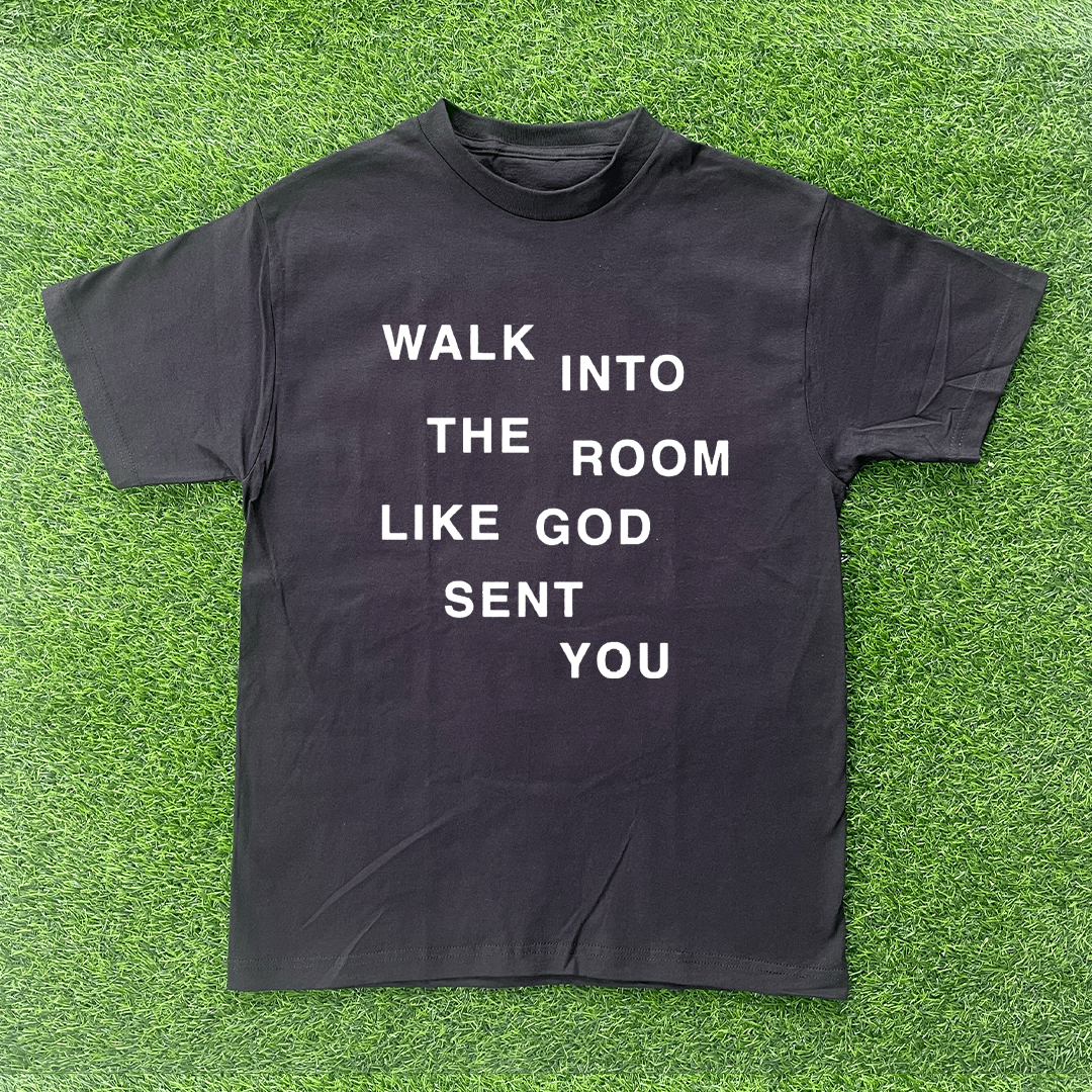 Vintage WALK INTO THE ROOM LIKE GOD SENT YOU TSHIRT Size US M / EU 48-50 / 2 - 1 Preview