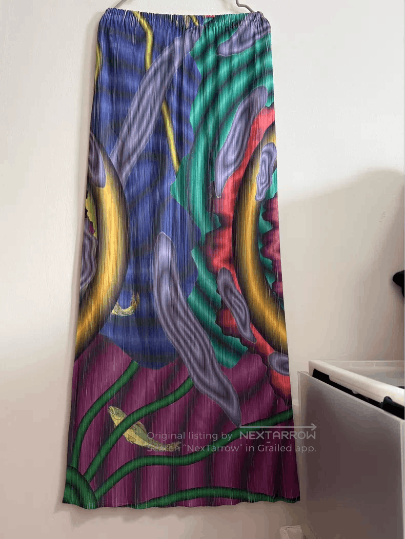 Issey Miyake Issey Miyake size:3 Psychedelic skirt Size 31" - 2 Thumbnail
