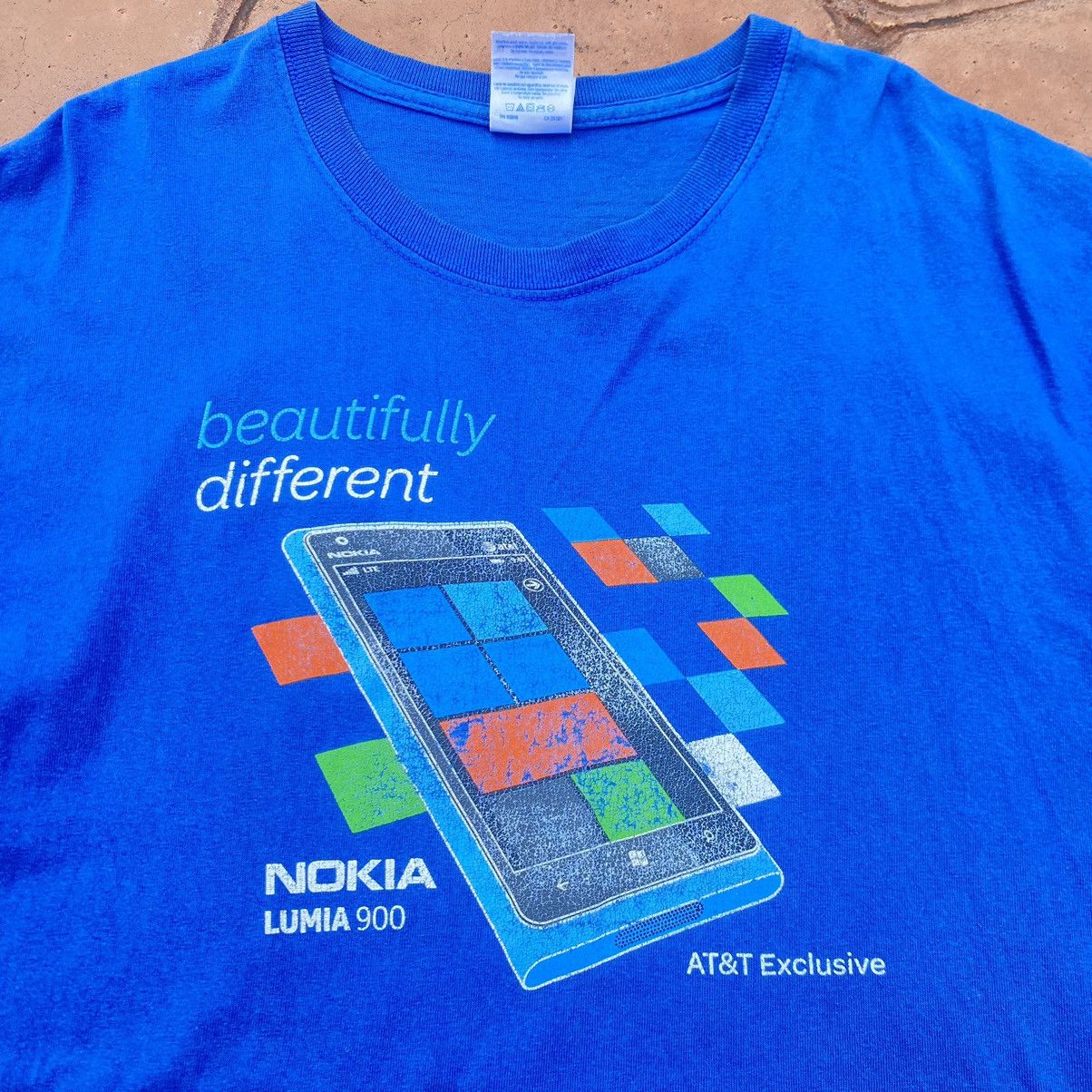 Microsoft Vintage Faded Nokia Lumia 900 Promo ERD GRUNGE TSHIRT Size US XL / EU 56 / 4 - 4 Thumbnail
