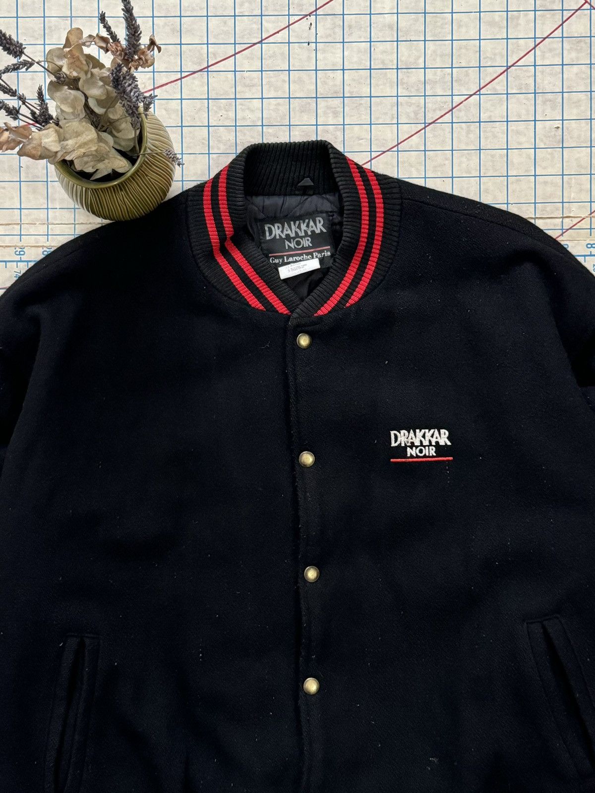 Vintage Vintage Drakkar Noir Bomber Jacket Black Speckled Wool XL Size US XL / EU 56 / 4 - 4 Thumbnail