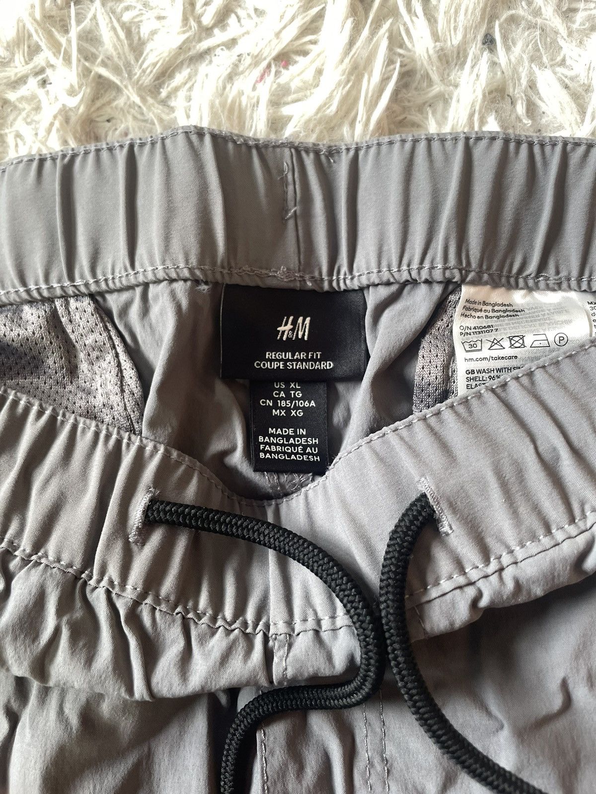 H&M × Vintage Grey baggy tech pants Size US 34 / EU 50 - 3 Thumbnail