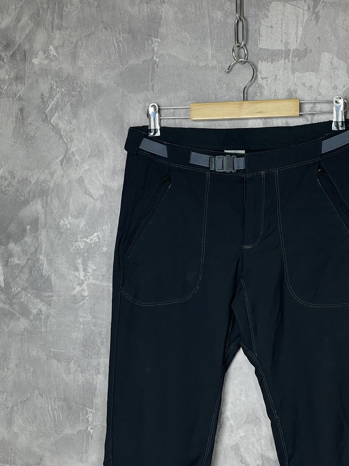 Nike ACG × Vintage VINTAGE NIKE ACG LIGHT OUTDOOR TRACK PANTS Size 26" / US 2 / IT 38 - 4 Thumbnail