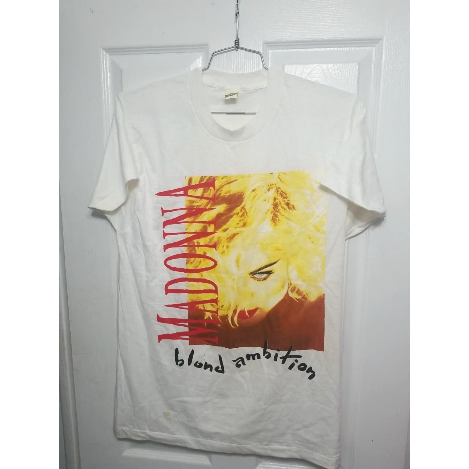 Vintage VINTAGE Madonna Blond Ambition Tour T Shirt XL Men White Short Sleeve 1990s Distressed Deadstock Size US XL / EU 56 / 4 - 2 Thumbnail