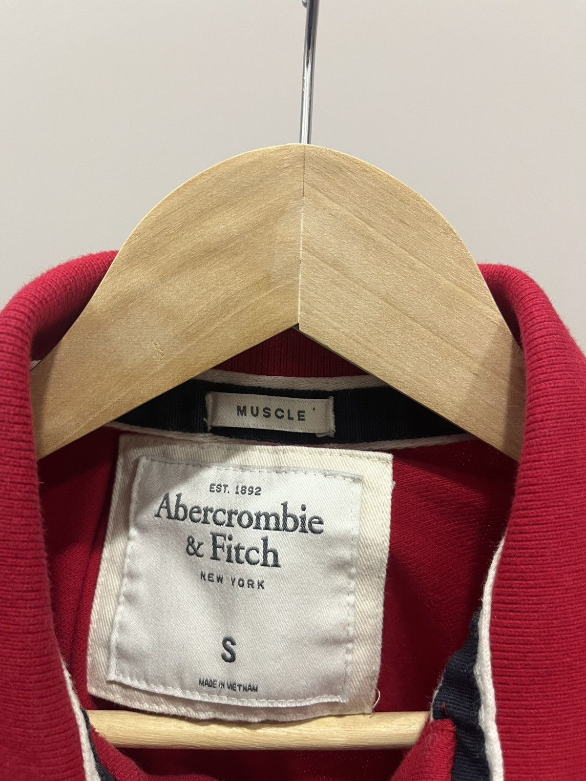 If Six Was Nine Vintage Abercrombie & Fitch Polo Tee t-shirt S Red Y2K 90s Size US S / EU 44-46 / 1 - 4 Thumbnail