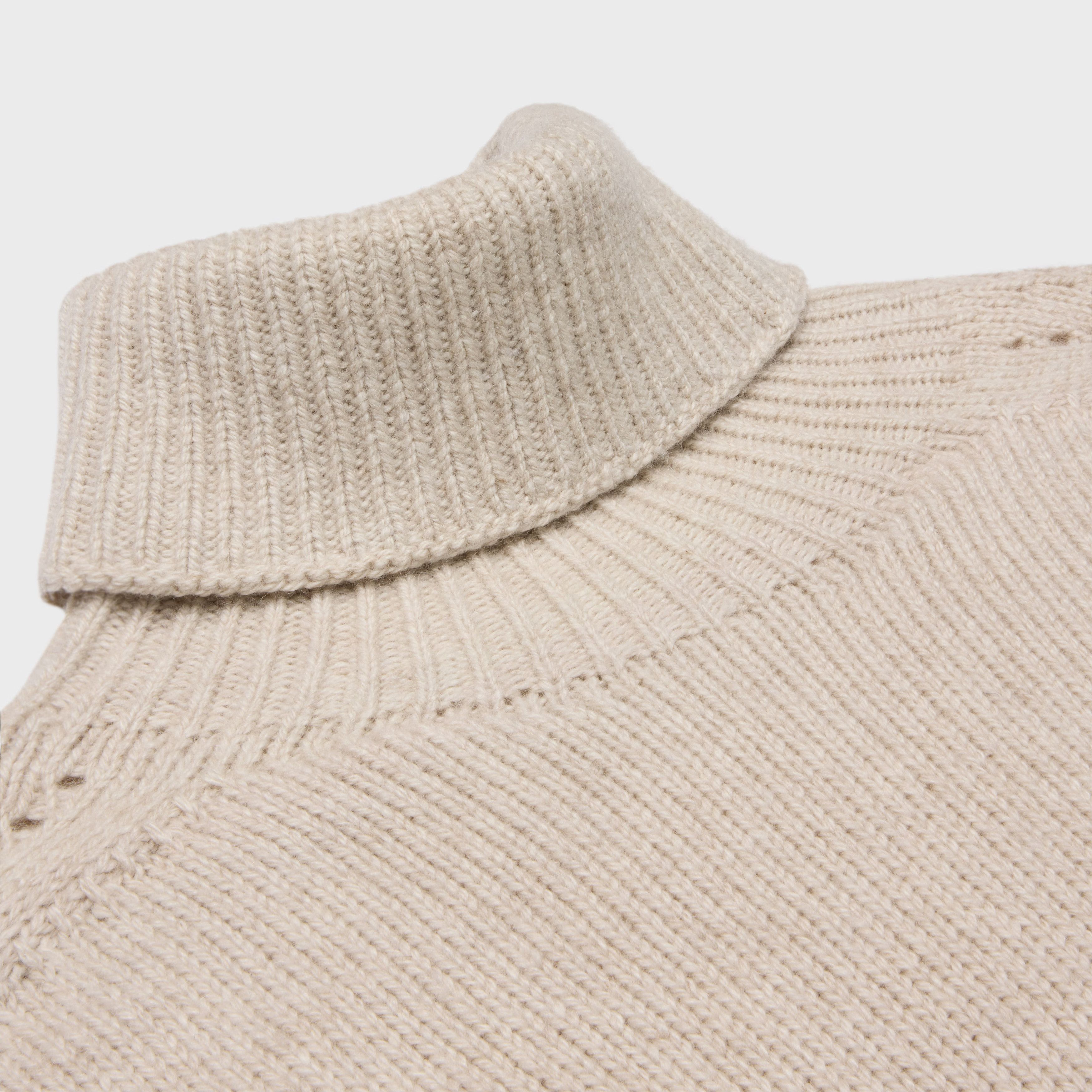 Celine o1bcso1str0925 2ADNZ384D Turtleneck Sweater in Oatmeal Size XS / US 0-2 / IT 36-38 - 2 Thumbnail