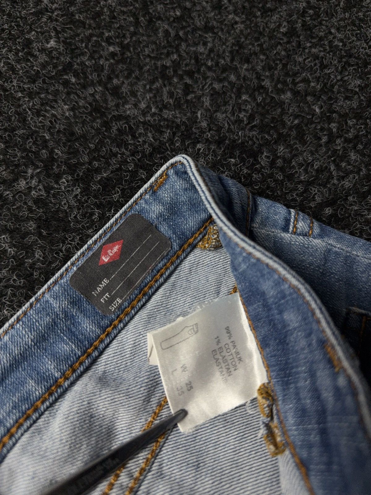 Le Grande Bleu (L.G.B.) Retro 00s Opium Lee Cooper Y2K Low Rise Flared Bootcut Jeans Size 25" / US 0 / IT 36 - 11 Thumbnail