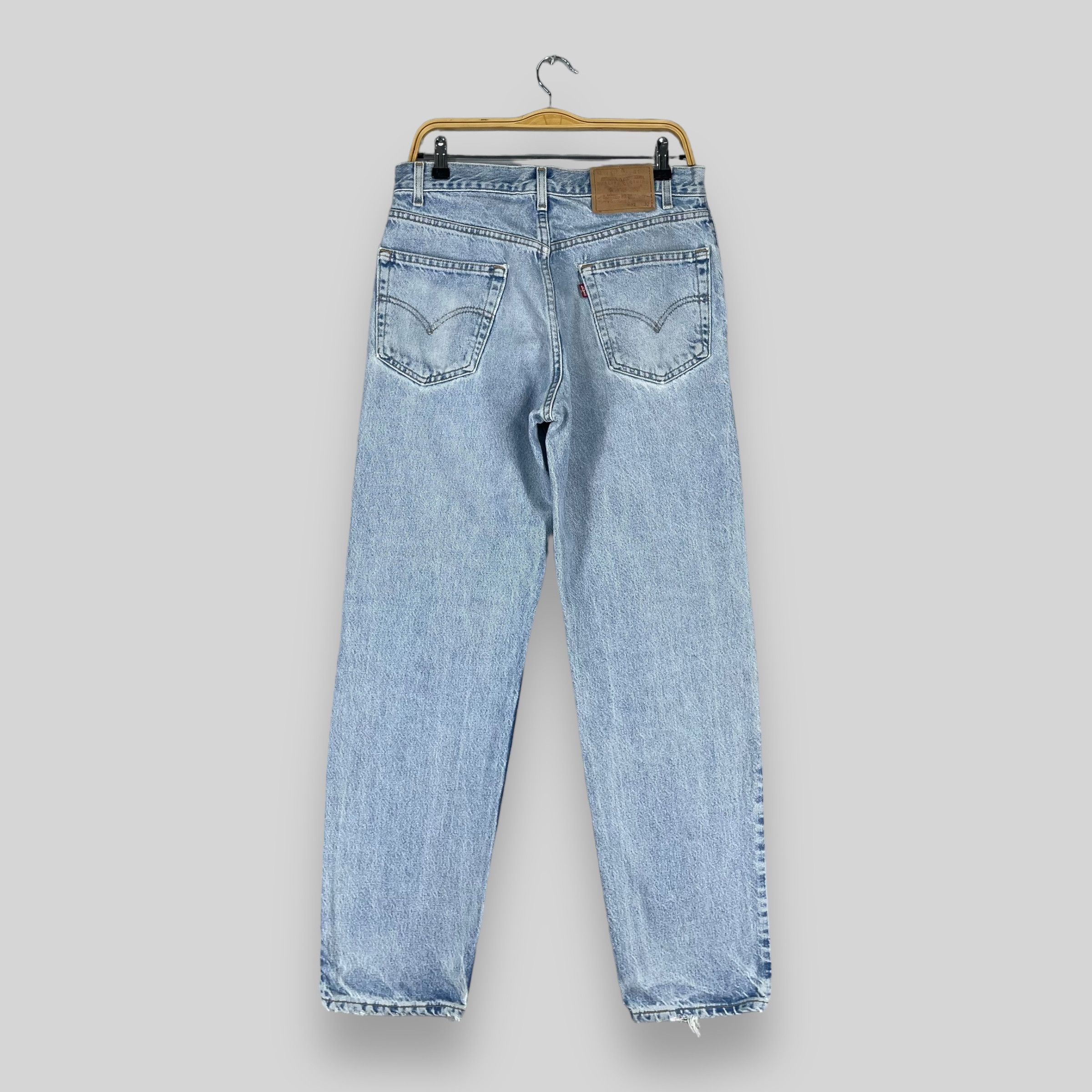 Levi's × Vintage Size 31 Vintage Levis 559 Distressed Light Wash Jeans Size US 31 - 7 Thumbnail
