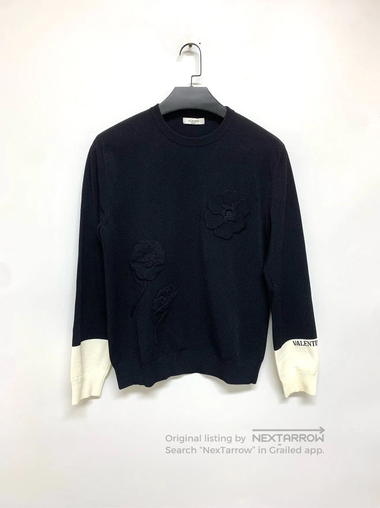 Valentino Valentino Black Rose Long Sleeve Top. Size US S / EU 44-46 / 1 - 1 Thumbnail