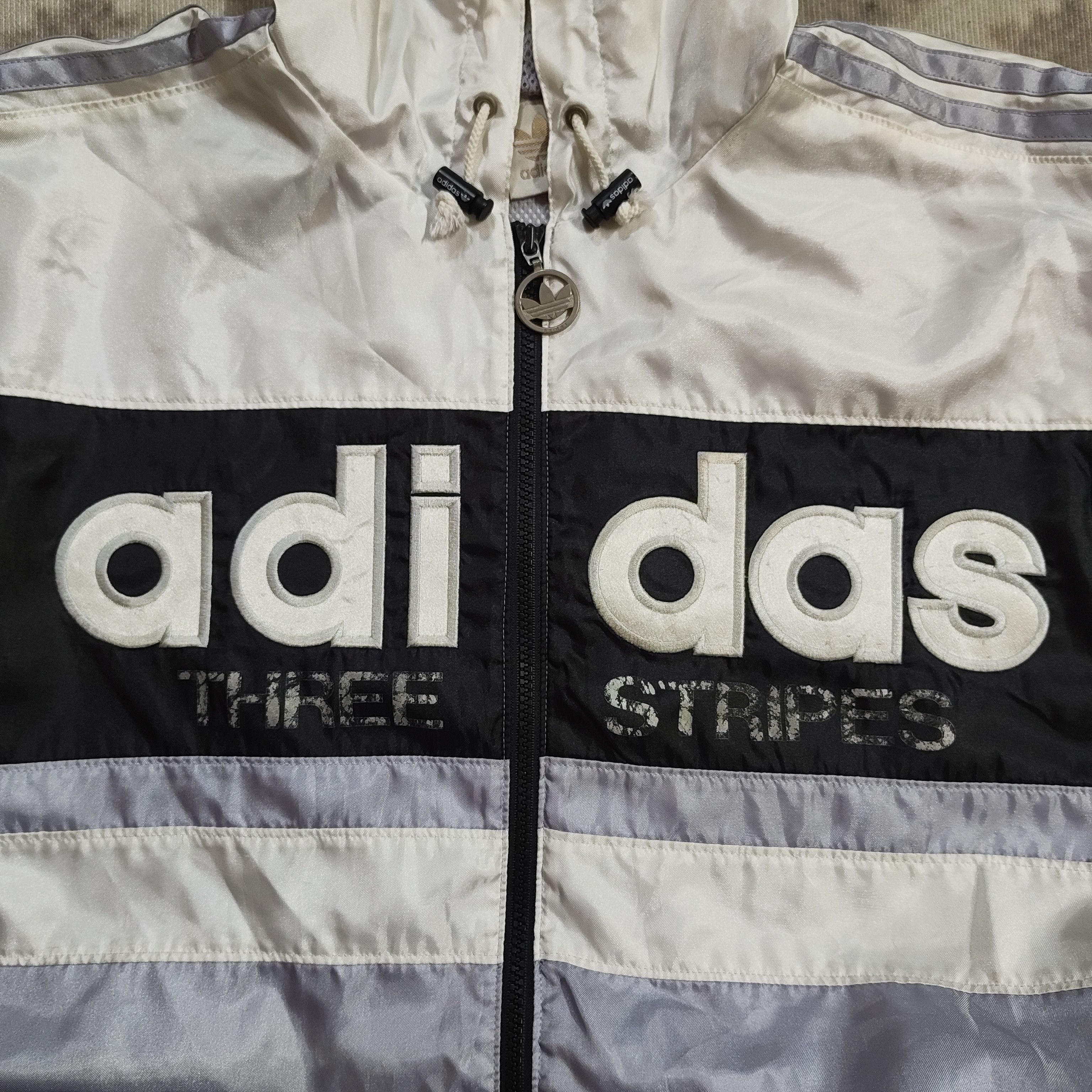 Adidas Vintage 90s ADIDAS Spellout Hooded Windbreaker Size US L / EU 52-54 / 3 - 3 Thumbnail