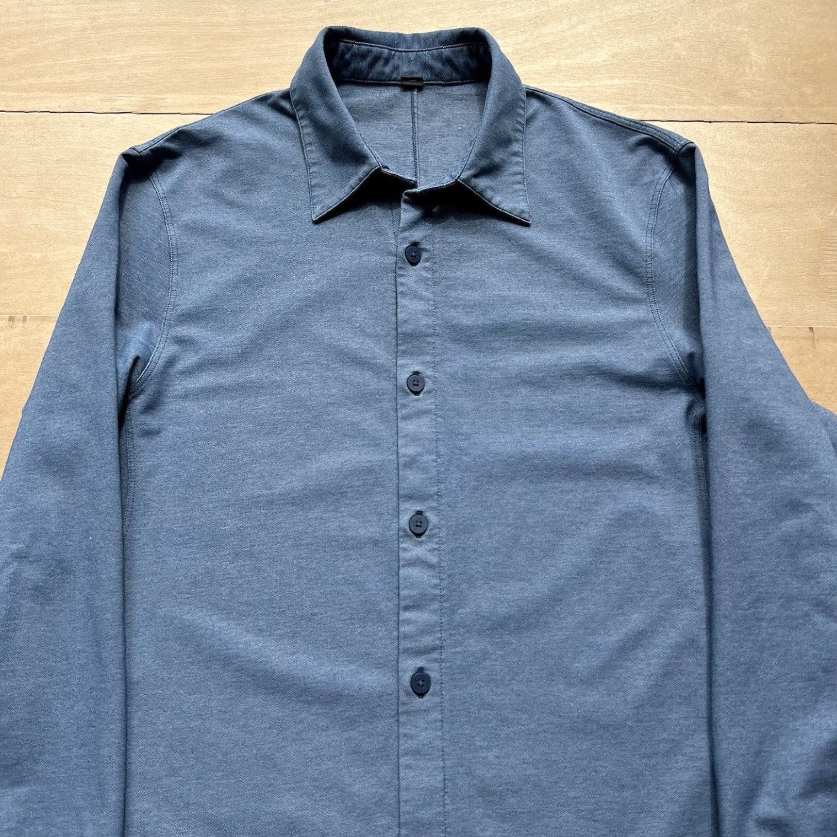 Lululemon Lululemon Button-Down Shirt S Blue Casual Workwear Cotton Lightweight All Seasons Button-Up Size US S / EU 44-46 / 1 - 3 Thumbnail