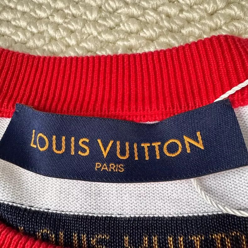 Louis Vuitton Louis Vuitton Contrasting monogrammed knit crew neck short Size US S / EU 44-46 / 1 - 3 Thumbnail