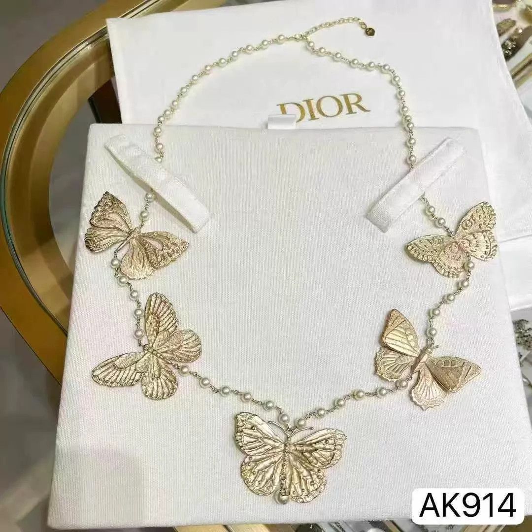 Dior Dior S24 Metamorphose Gold Butterfly Necklace Rare Size ONE SIZE - 1 Thumbnail