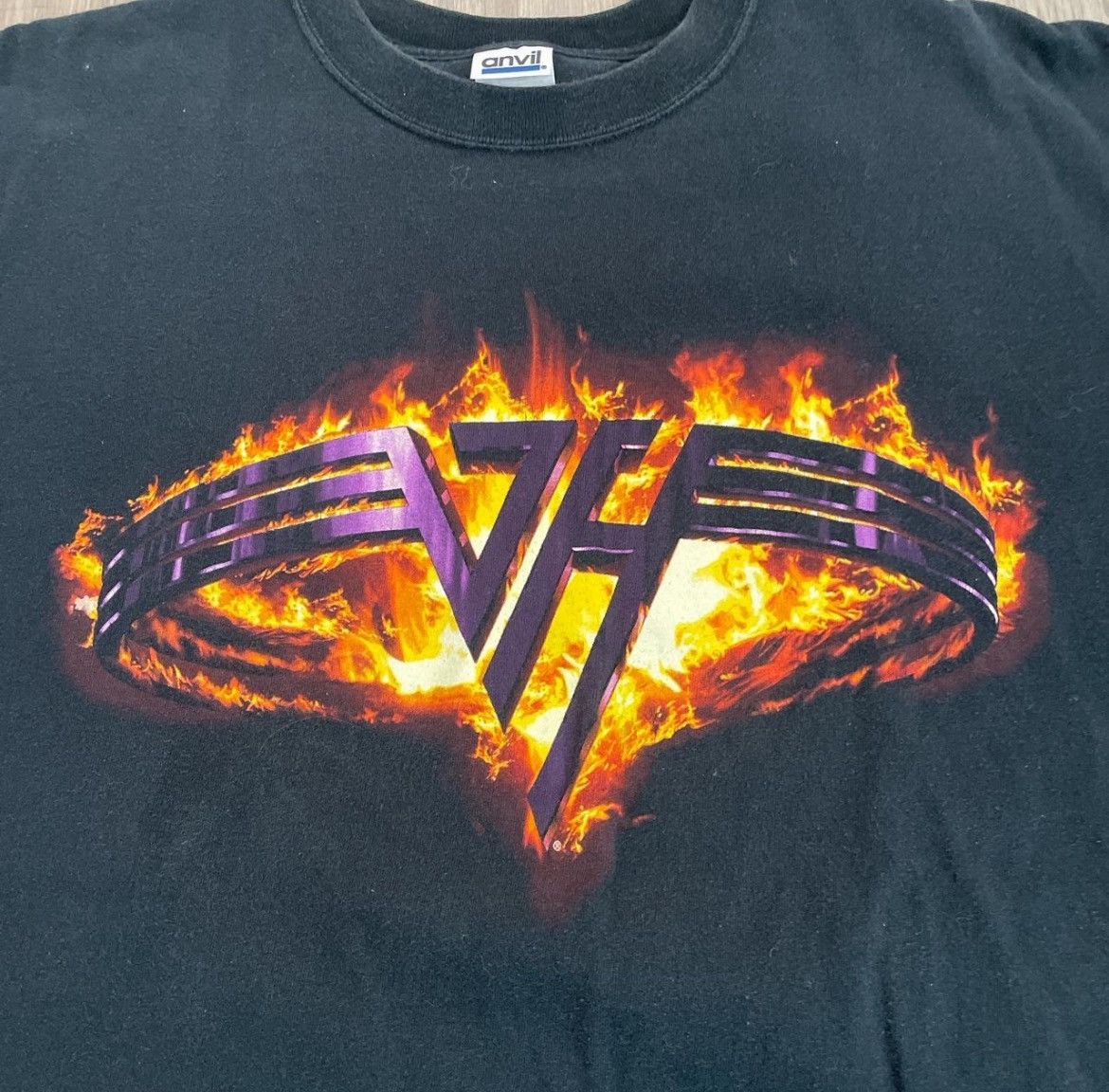 Anvil Vintage Van Halen T shirt Size US XL / EU 56 / 4 - 1 Thumbnail