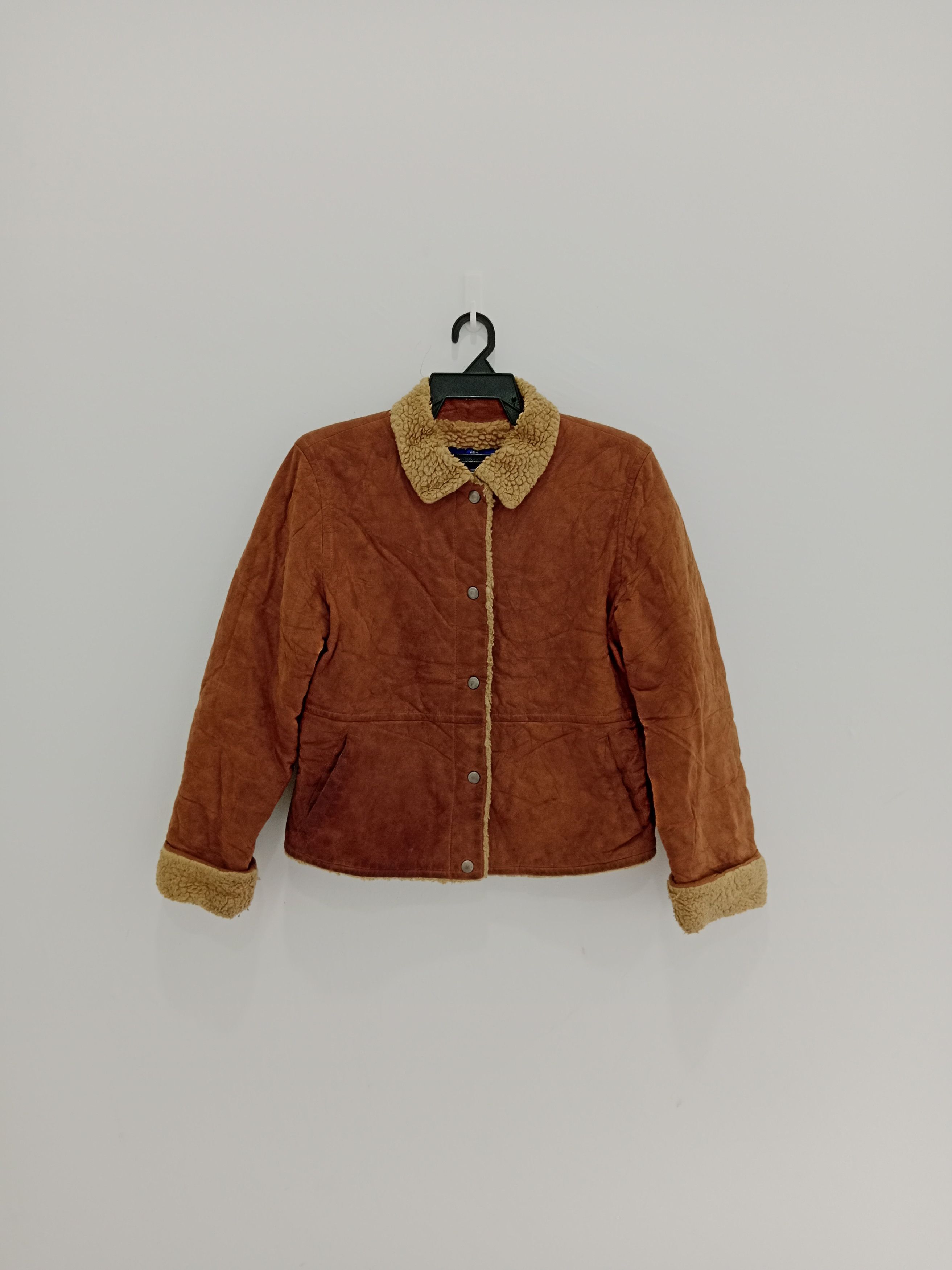 Burberry × Designer Burberrys Blue Label Sherpa Lining Snap Button Jacket Size S / US 4 / IT 40 - 1 Thumbnail