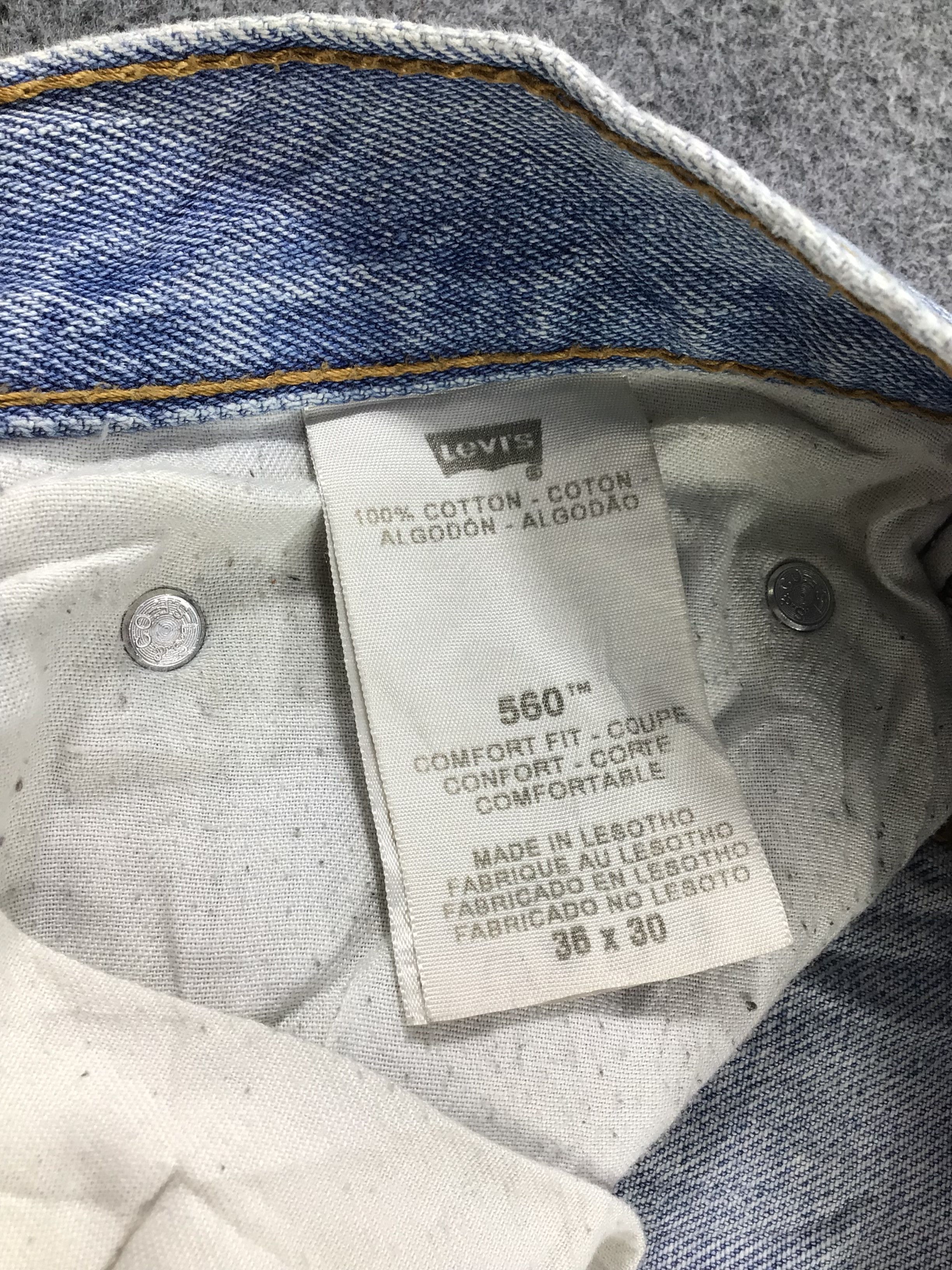 Levi's Vintage Levis Jeans Lot 560-J850 Size US 37 - 9 Thumbnail