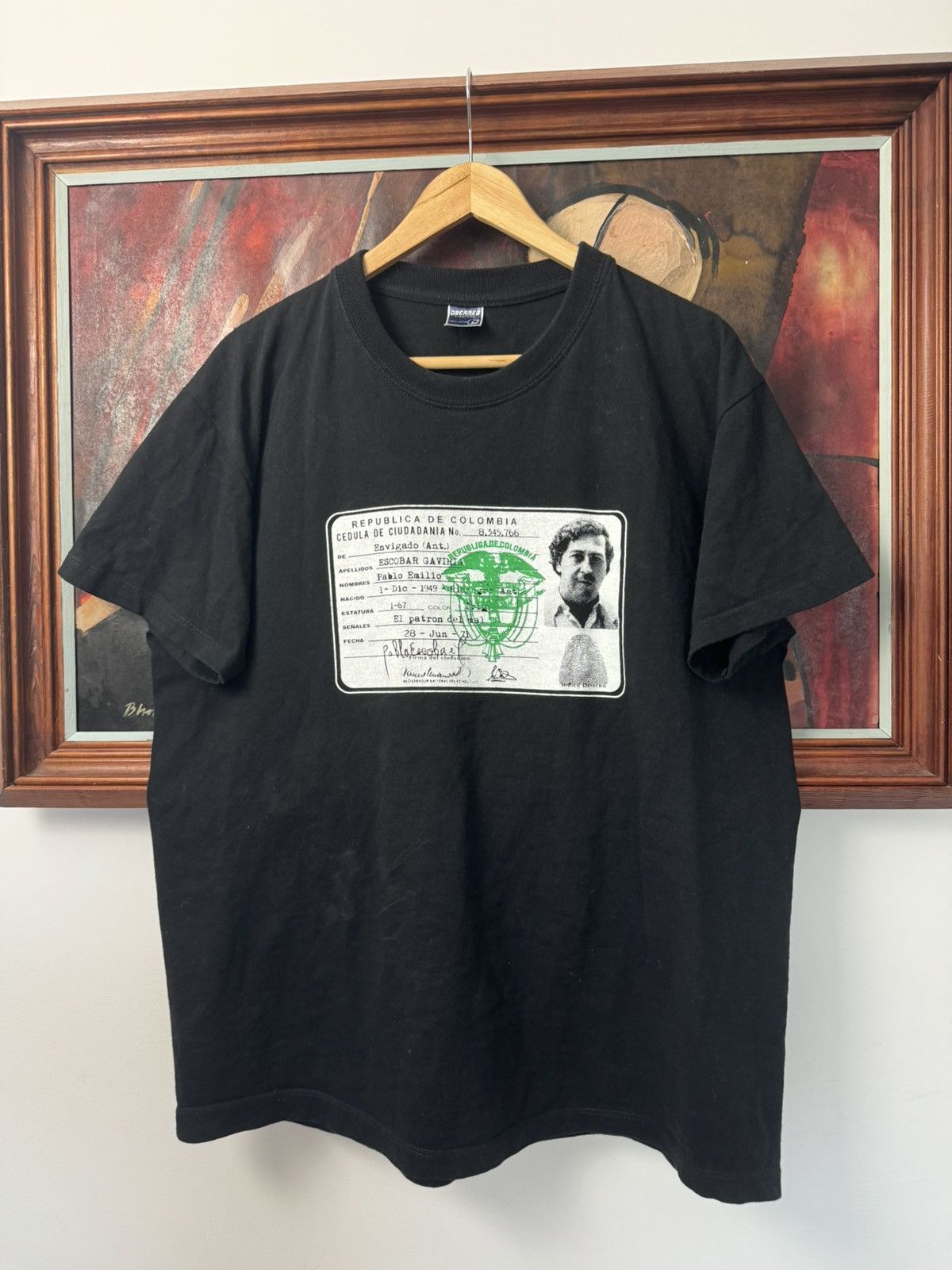 Vintage Vintage Pablo Escobar El Patron Medellin Colombia Print Tee Size US L / EU 52-54 / 3 - 1 Thumbnail