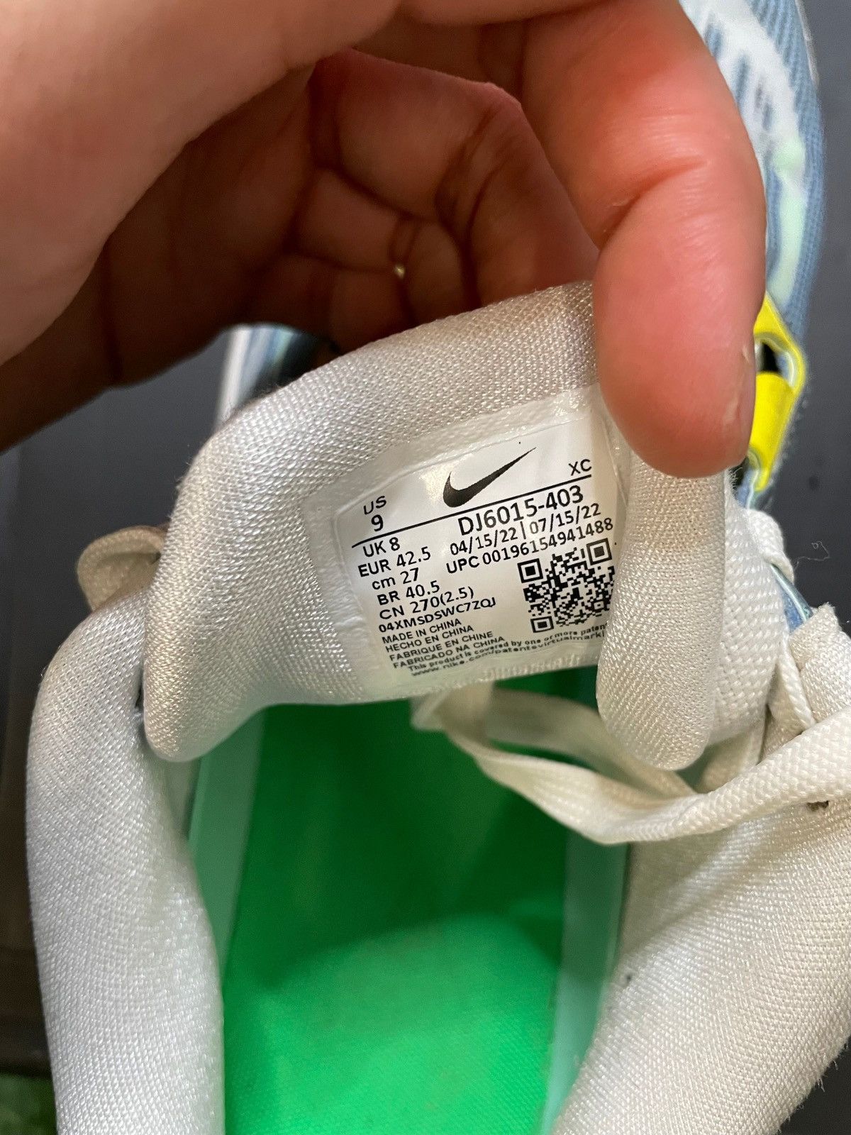 Nike Nike Zoom Gt cut 2 leche blue green glow size 9men/10.5women Size US 9 / EU 42 - 5 Thumbnail