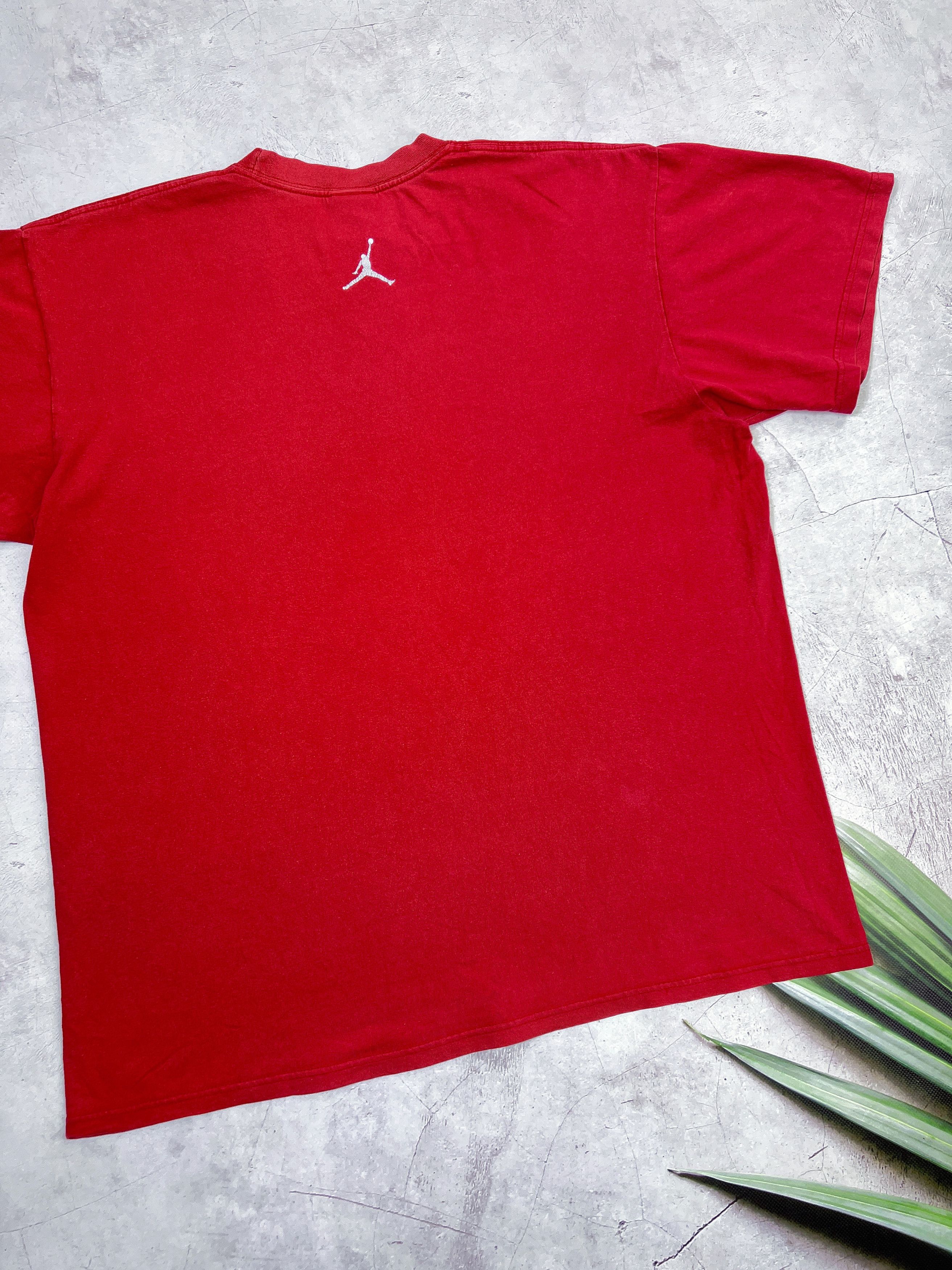 Jordan Brand × NBA × Vintage Y2K Jordan T-Shirt Shoes All Over Print Logo Size US L / EU 52-54 / 3 - 11 Thumbnail