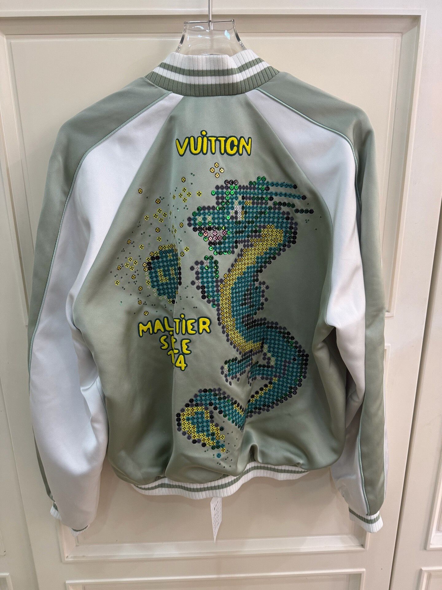 Louis Vuitton limited edition lv dragon year jacket Size US M / EU 48-50 / 2 - 2 Thumbnail