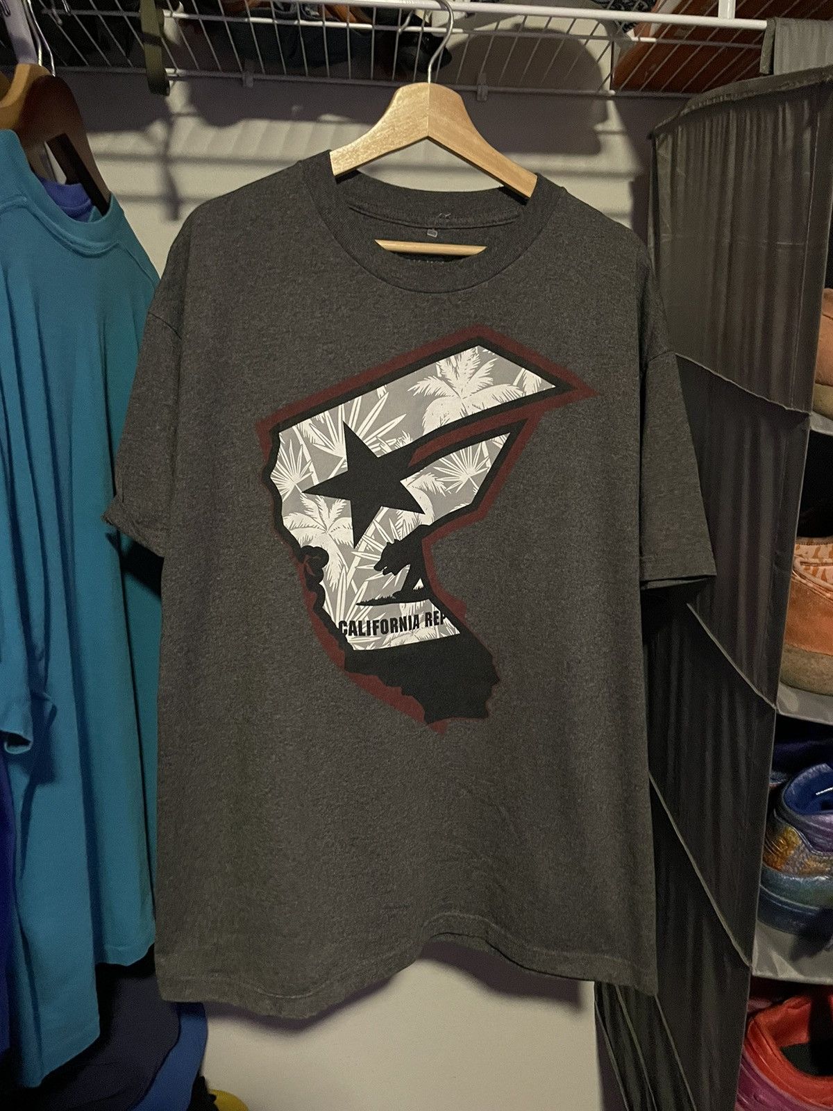 Famous Stars And Straps Famous Stars and Straps BOH california Grey T shirt Size US XL / EU 56 / 4 - 5 Thumbnail