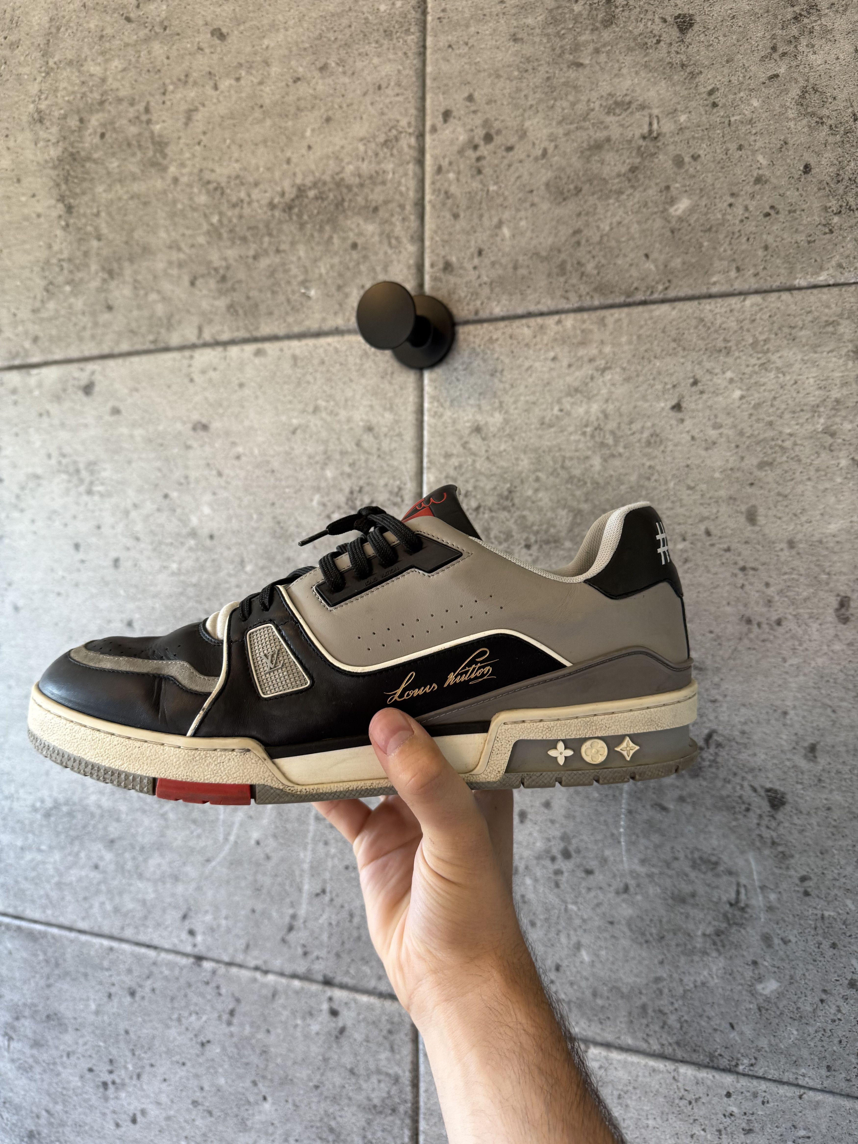 Louis Vuitton × Virgil Abloh Louis Vuitton Virgil abloh og trainer sneakers Size US 9 / EU 42 - 5 Thumbnail