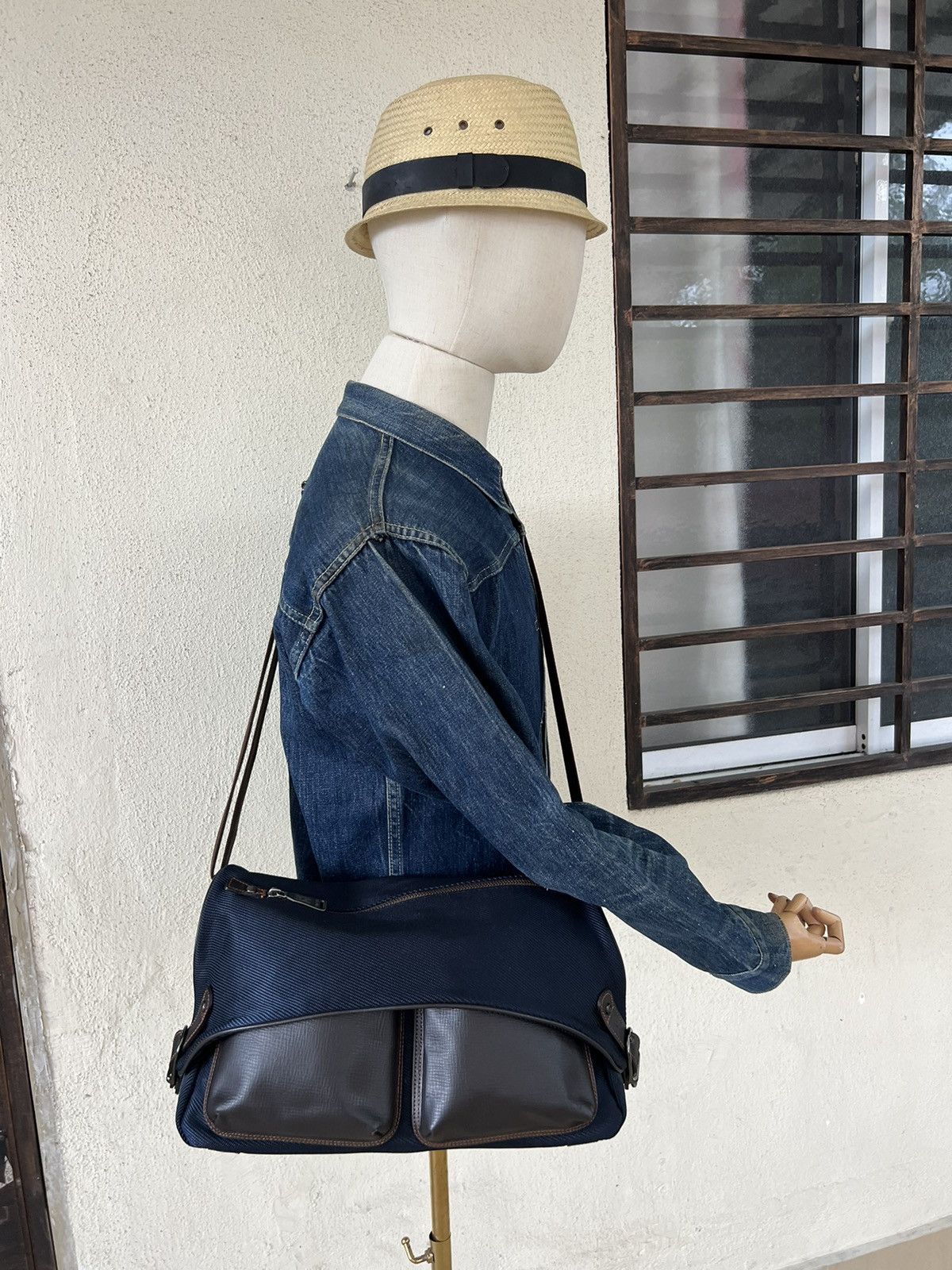 Japanese Brand Lin-ku Japan Hybrid Messenger Bag Size ONE SIZE - 3 Thumbnail
