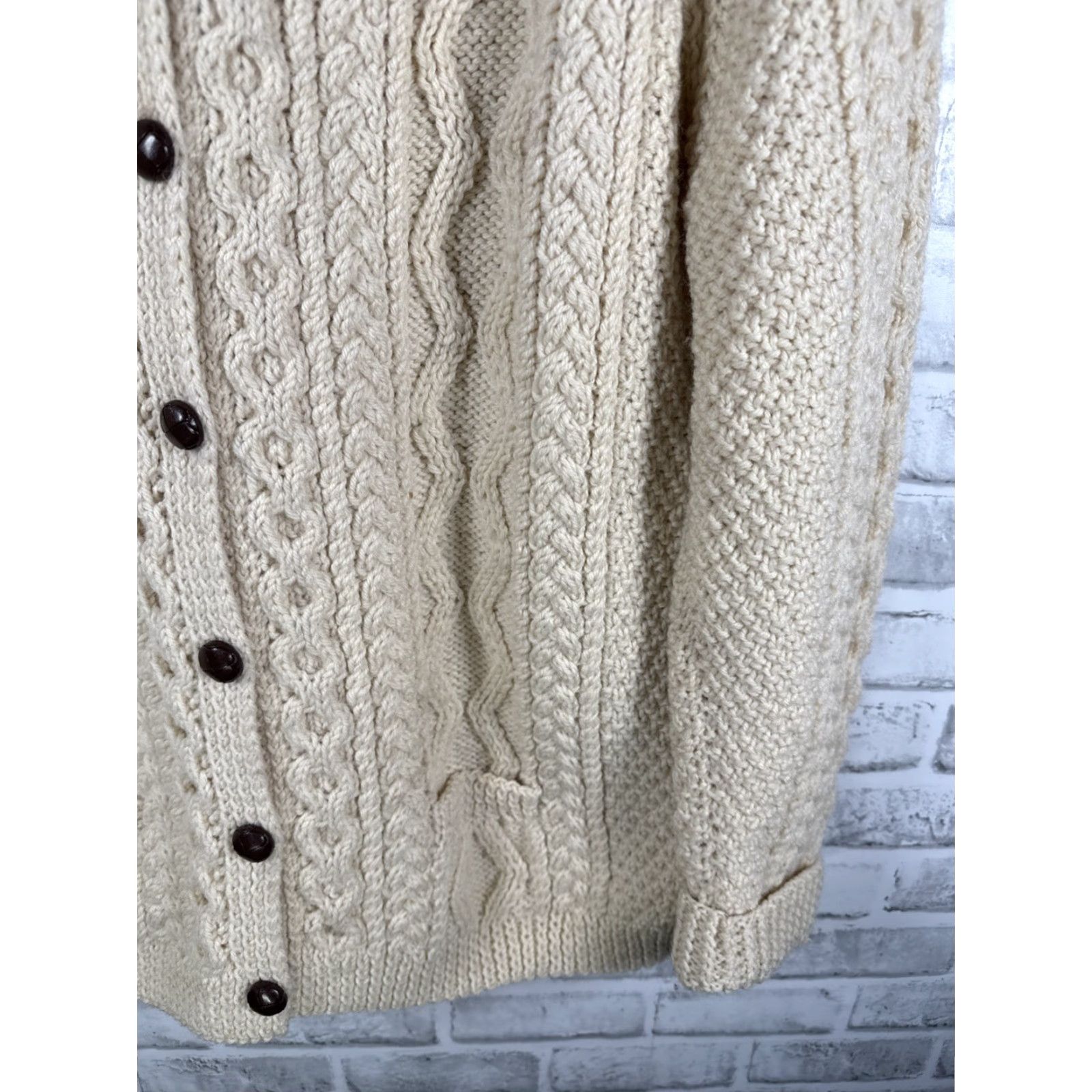 Vintage VINTAGE Blarney Sweater Fisherman Full Button Up Cardigan Knit Mens L Beige Wool Cable Knit Casual Outdoor 90s? Size US L / EU 52-54 / 3 - 6 Thumbnail