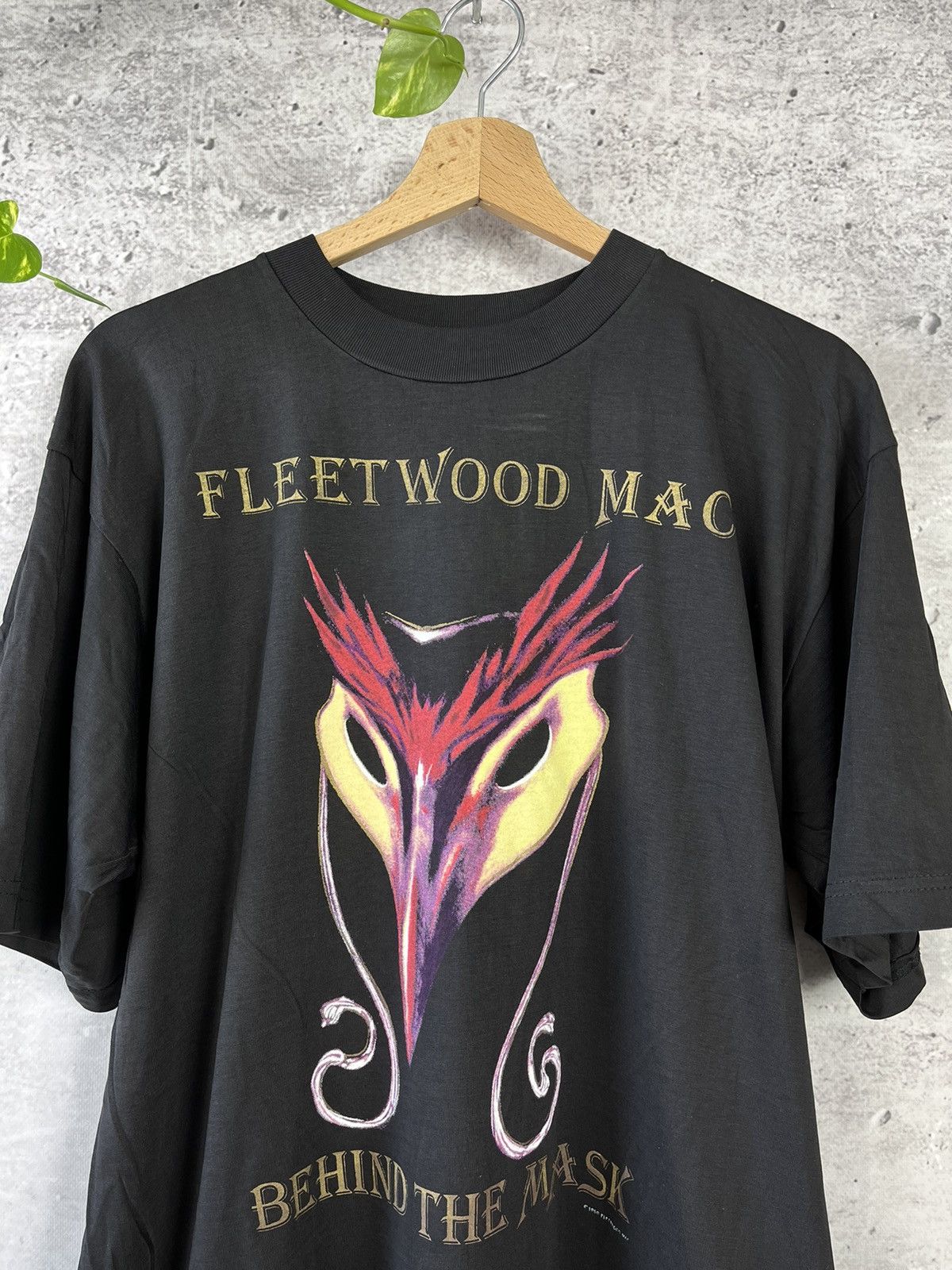 Spell Fleetwood deals Tee (rare)