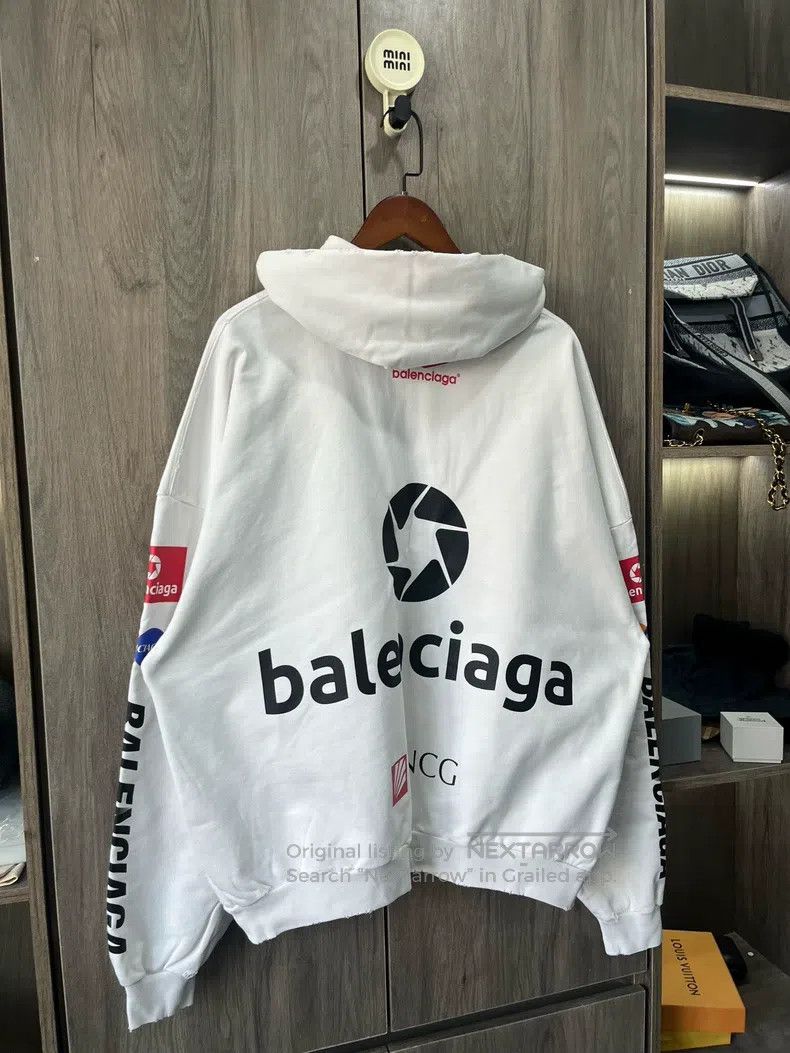 Balenciaga Balenciaga Racing Slogan Barrage Lettering Logo Hoodie Size US M / EU 48-50 / 2 - 3 Thumbnail