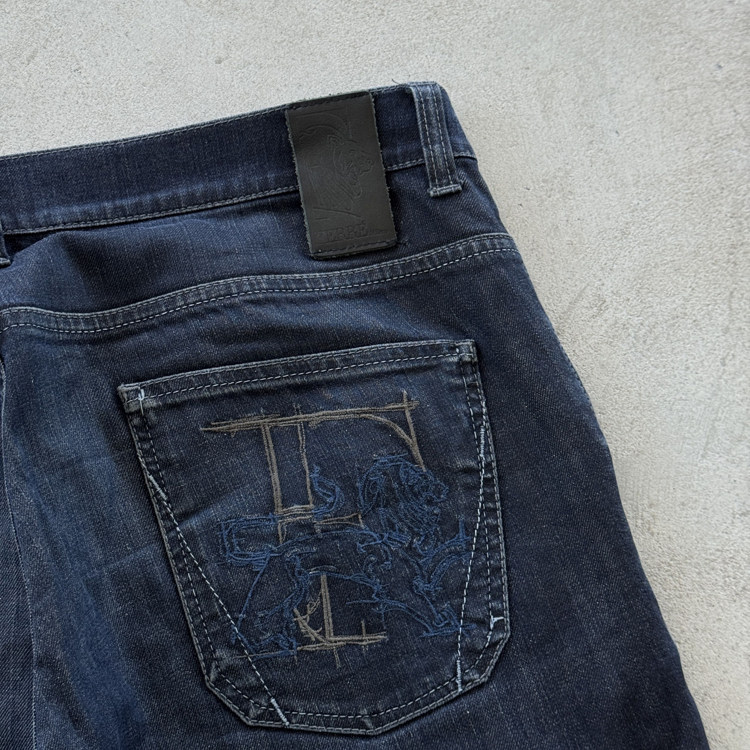 Gianfranco Ferre Gianfranco Ferre Ittierre Vintage Dark Wash Denim Jeans 54 Size US 38 / EU 54 - 3 Thumbnail