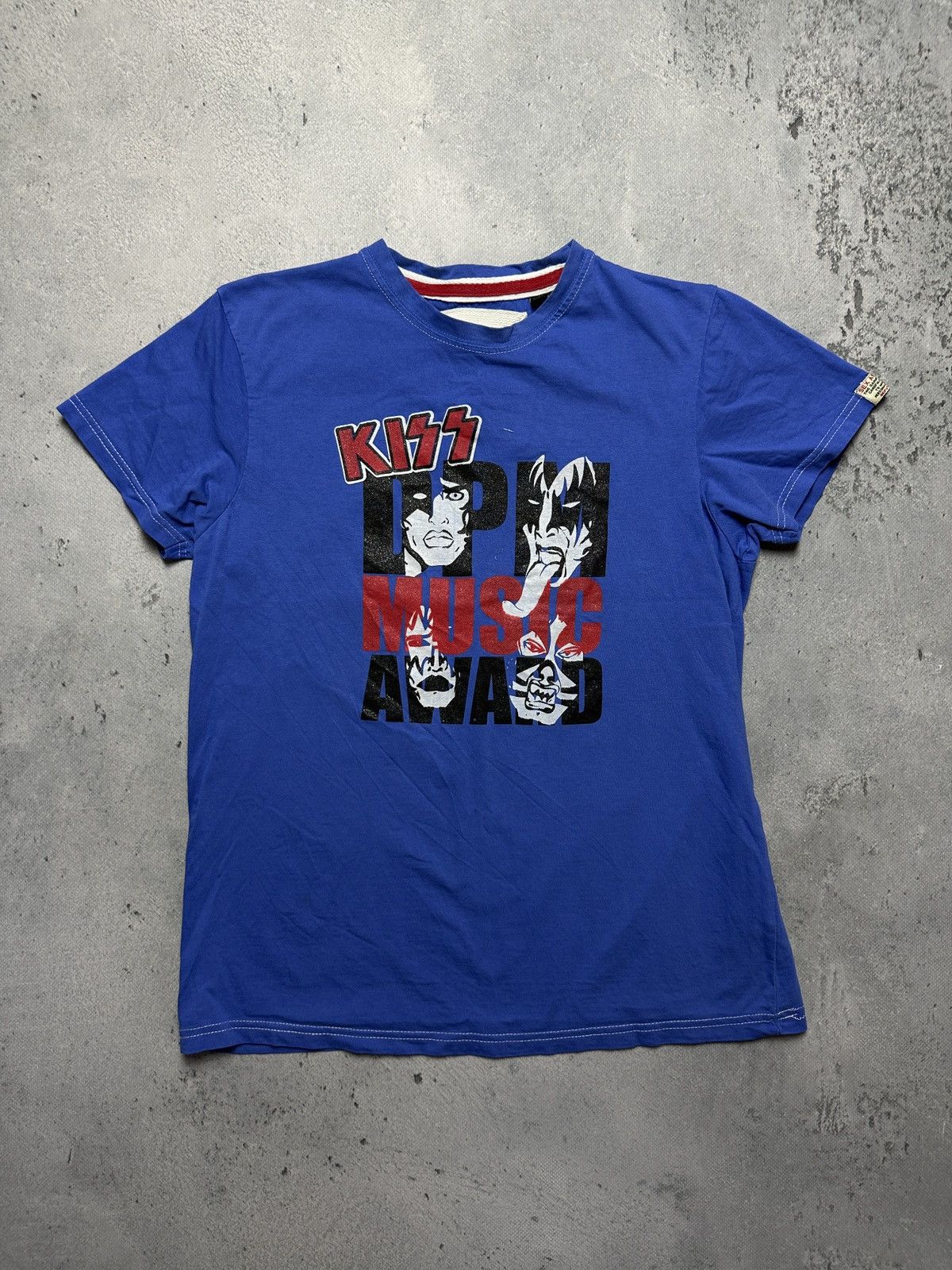 Band Tees Vintage Kiss Big Graphic Logo Sex and Fun Rare Tee y2k 00s Size L / US 10 / IT 46 - 1 Thumbnail