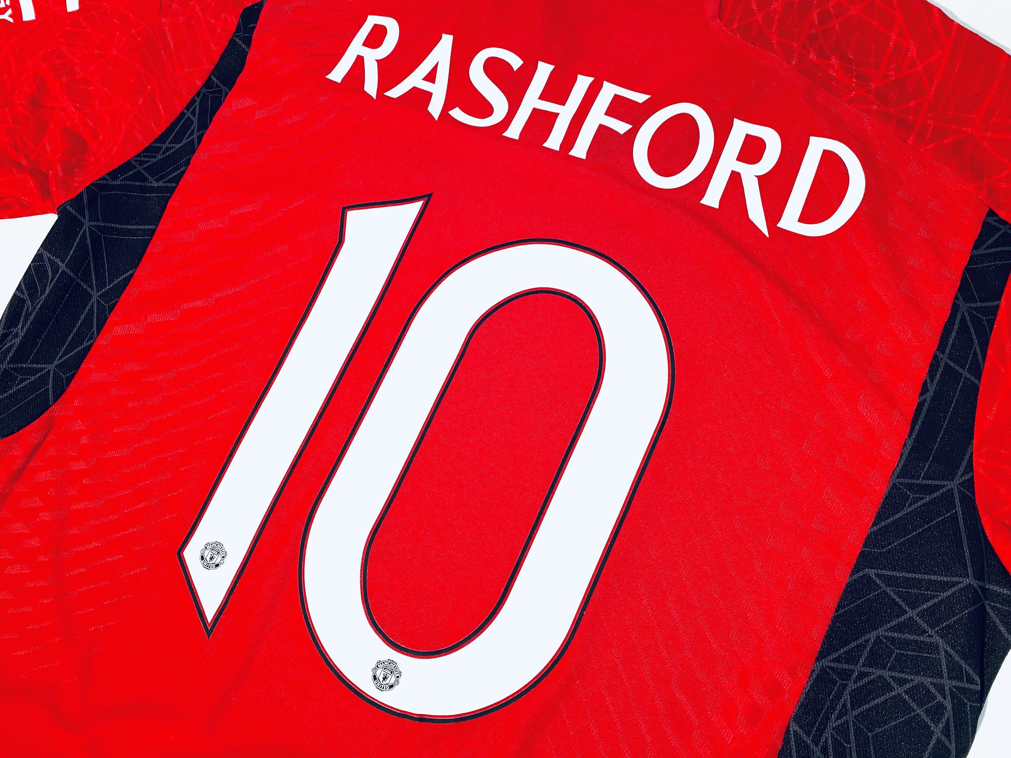 Adidas Authentic BNWT Manchester United Home Jersey 2023 - 2024 Size US L / EU 52-54 / 3 - 7 Thumbnail